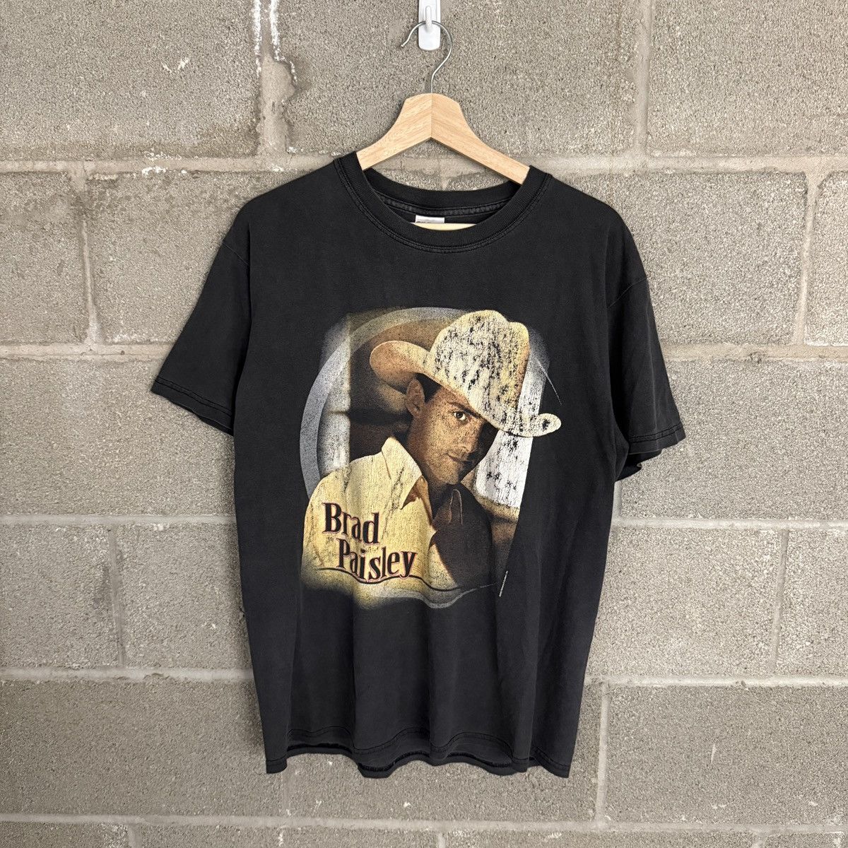 Gildan Vintage 2003 Gildan Brad Paisley Black T-Shirt Mens Medium Size US M / EU 48-50 / 2 - 1 Thumbnail
