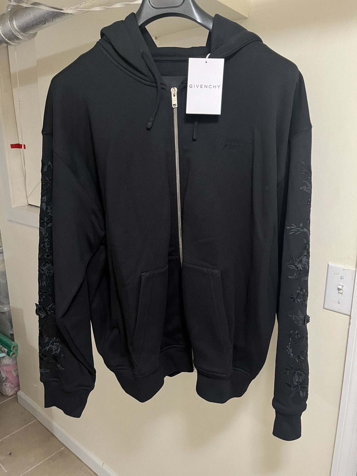 Givenchy Givenchy Sweatshirt Sz XL Size US XL / EU 56 / 4 - 4 Thumbnail