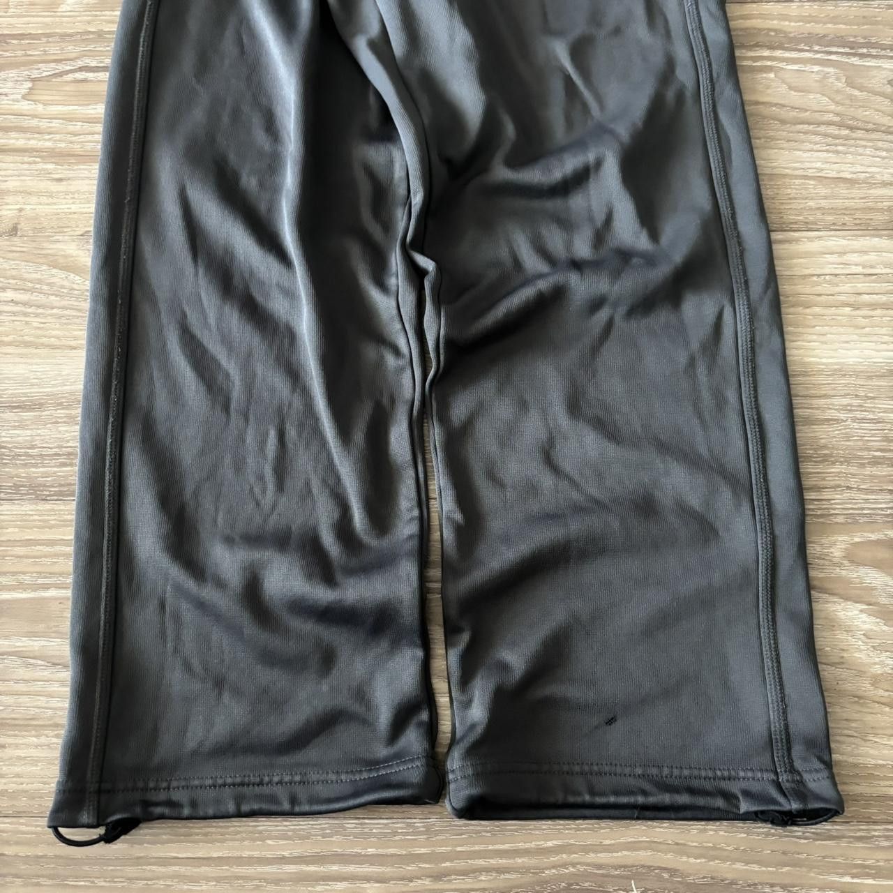 Nike Crazy Vintage Y2K/2000s Black Grey Nike Essential Track Pants! Size S Size US 32 / EU 48 - 6 Thumbnail