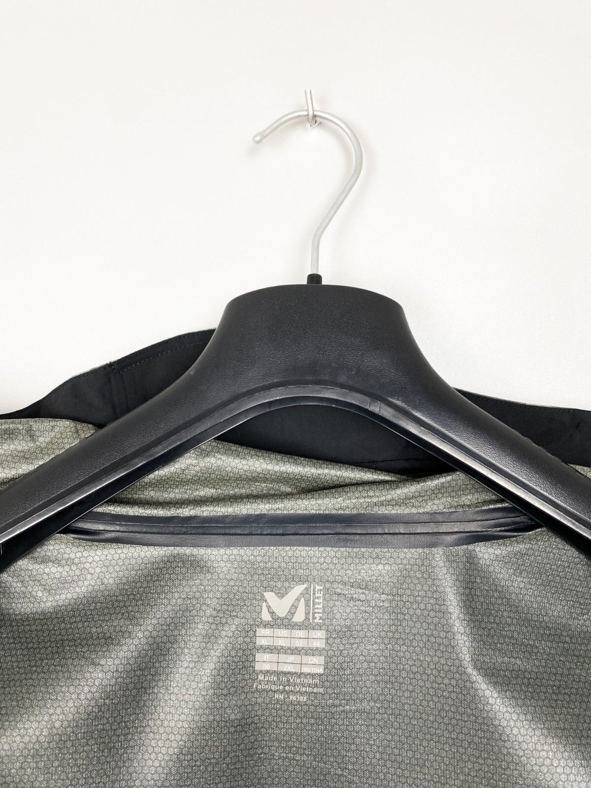 Other Millet Dry Edge Outdoor Membrane Light Jacket Size XL Size US XL / EU 56 / 4 - 7 Thumbnail