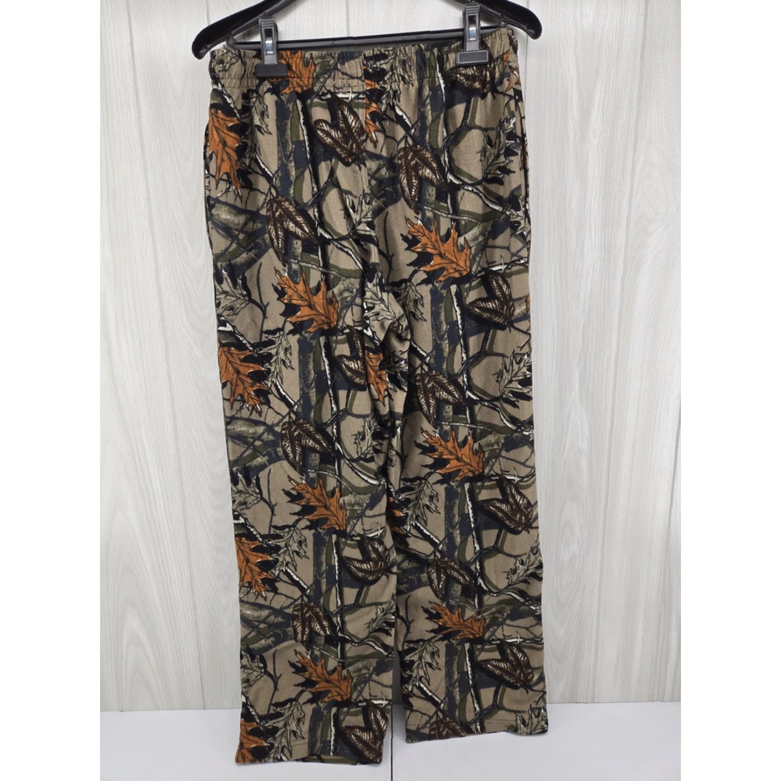 Fruit Of The Loom Fruit of the Loom Camouflage Sleep Pants Men’s MEDIUM Pajama Pants Sleepwear Size US 31 - 7 Thumbnail