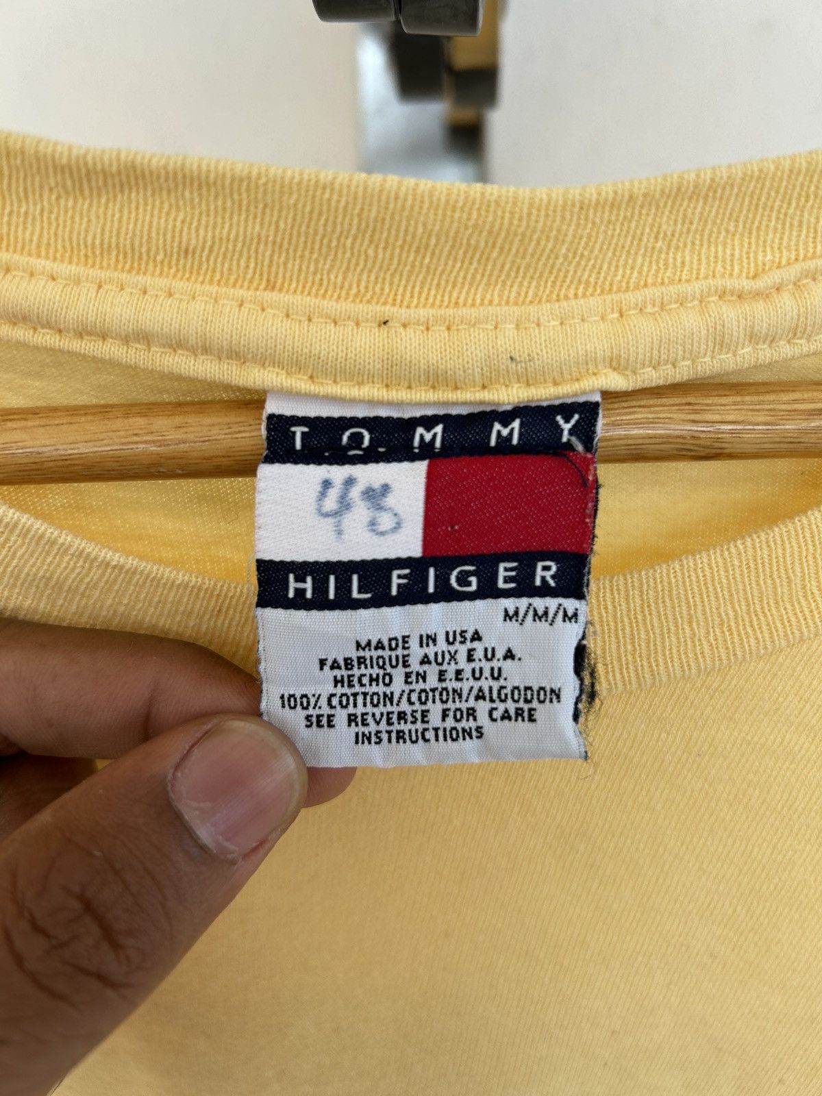 Tommy Hilfiger Vintage USA Tommy Hillfiger Mustard Tee Size US M / EU 48-50 / 2 - 7 Thumbnail