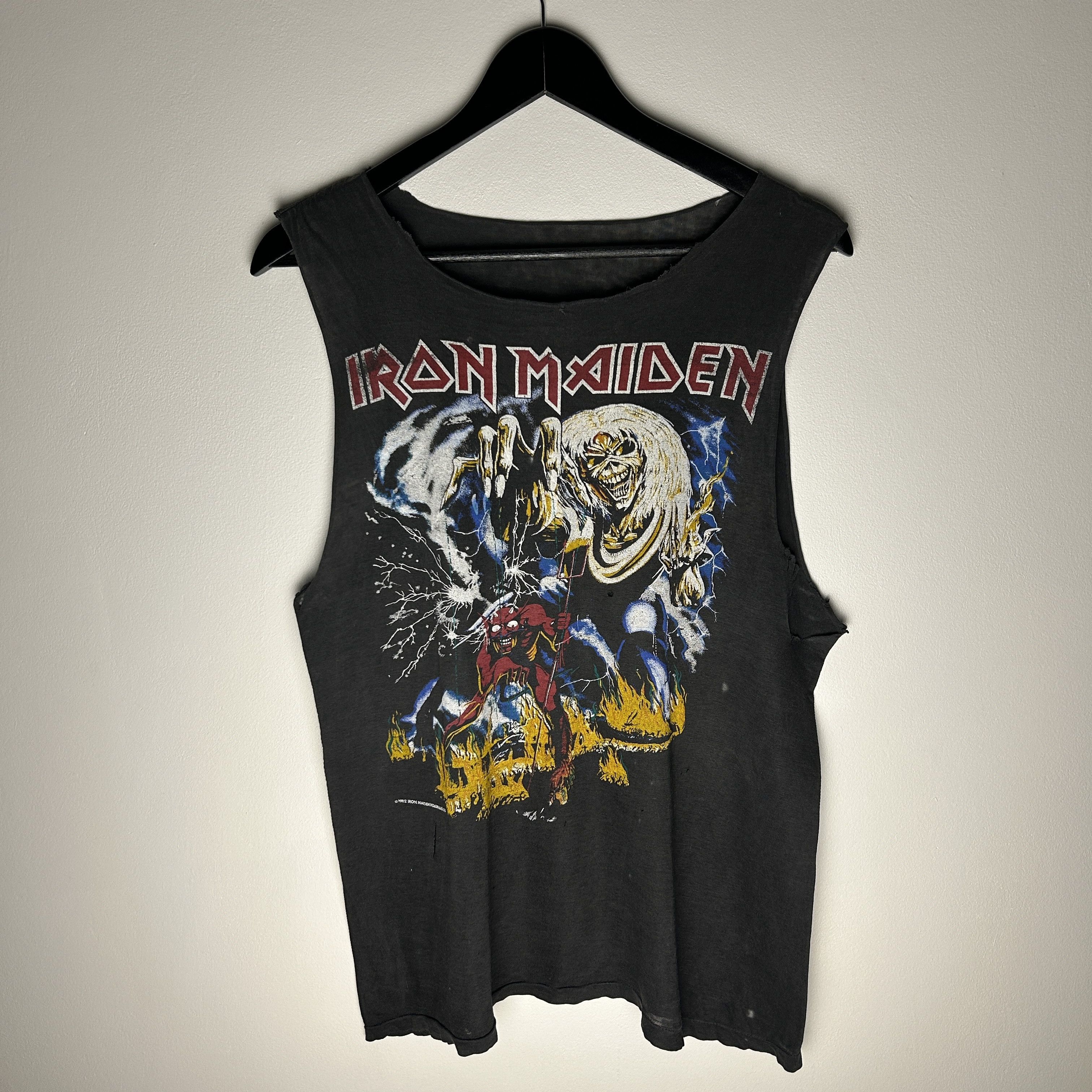 Band Tees Vintage Iron Maiden 1982 Band T-shirt Size US L / EU 52-54 / 3 - 1 Thumbnail