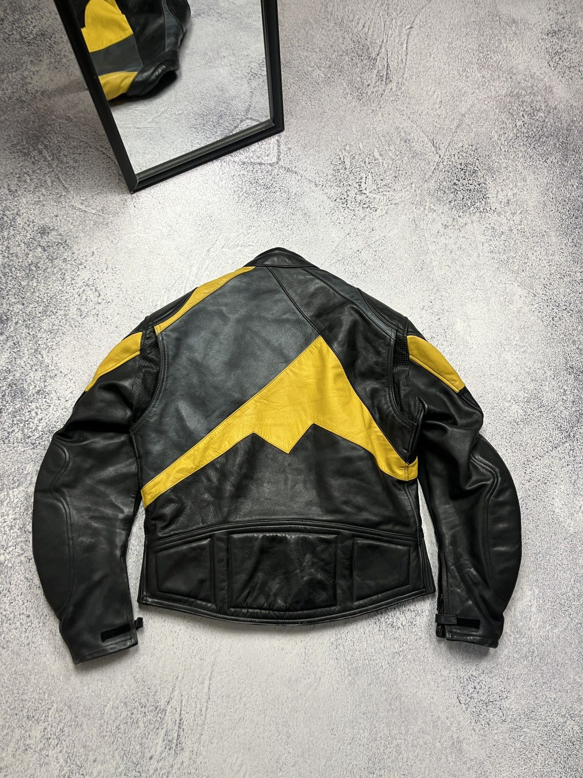 Genuine Leather Richa Black Moto Leather Jacket Vintage Racing Bike Size US S / EU 44-46 / 1 - 22 Thumbnail