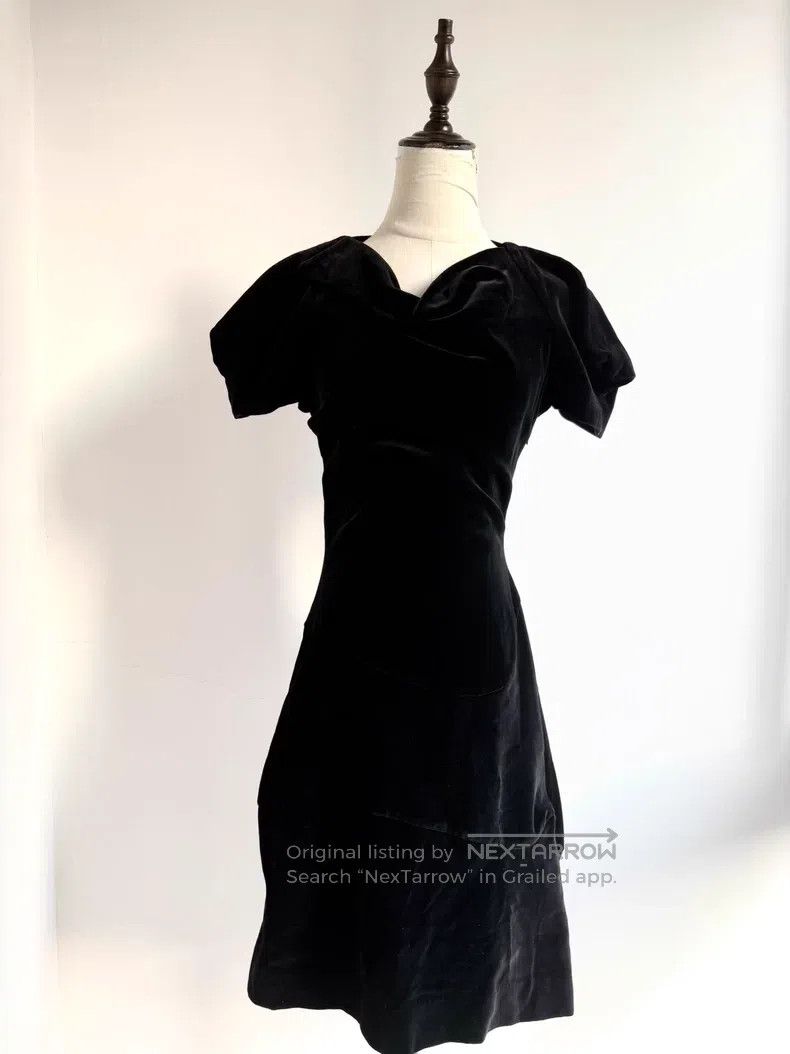 Vivienne Westwood Vivienne Westwood Black Velvet Asymmetrical Draped Collar Size L / US 10 / IT 46 - 2 Thumbnail