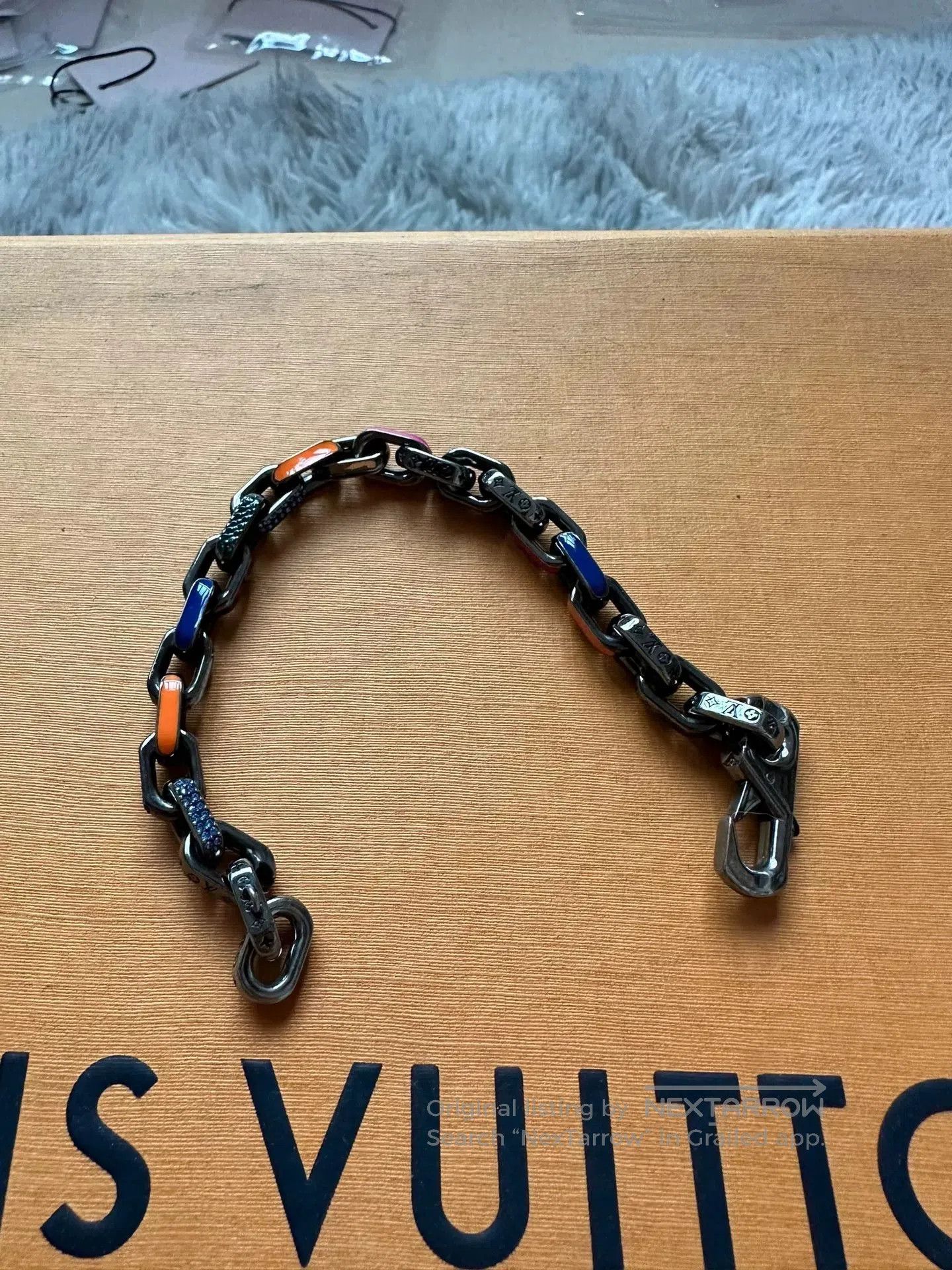 Louis Vuitton LV Full Diamond Bamboo Bracelet. Size ONE SIZE - 1 Thumbnail