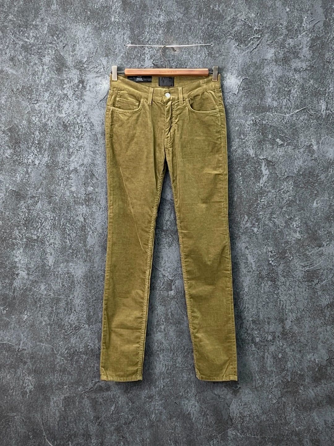 Acne Studios Acne Studios Olive Green Corduroy Jeans 30-34 Size 25" / US 0 / IT 36 - 1 Thumbnail