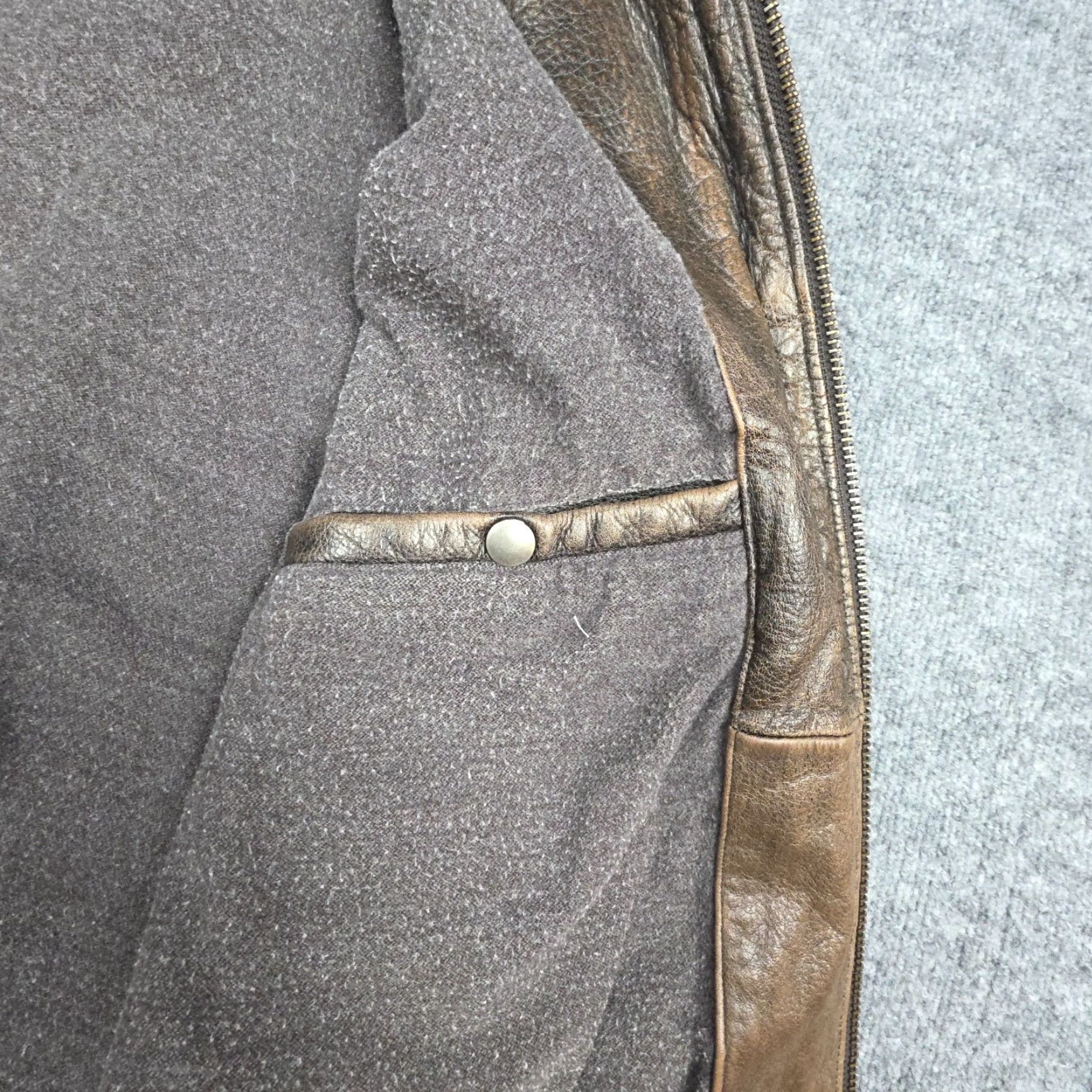 Eddie Bauer VINTAGE Eddie Bauer Leather Bomber Jacket Men's Large Brown Patina Butter Soft Size US L / EU 52-54 / 3 - 5 Thumbnail