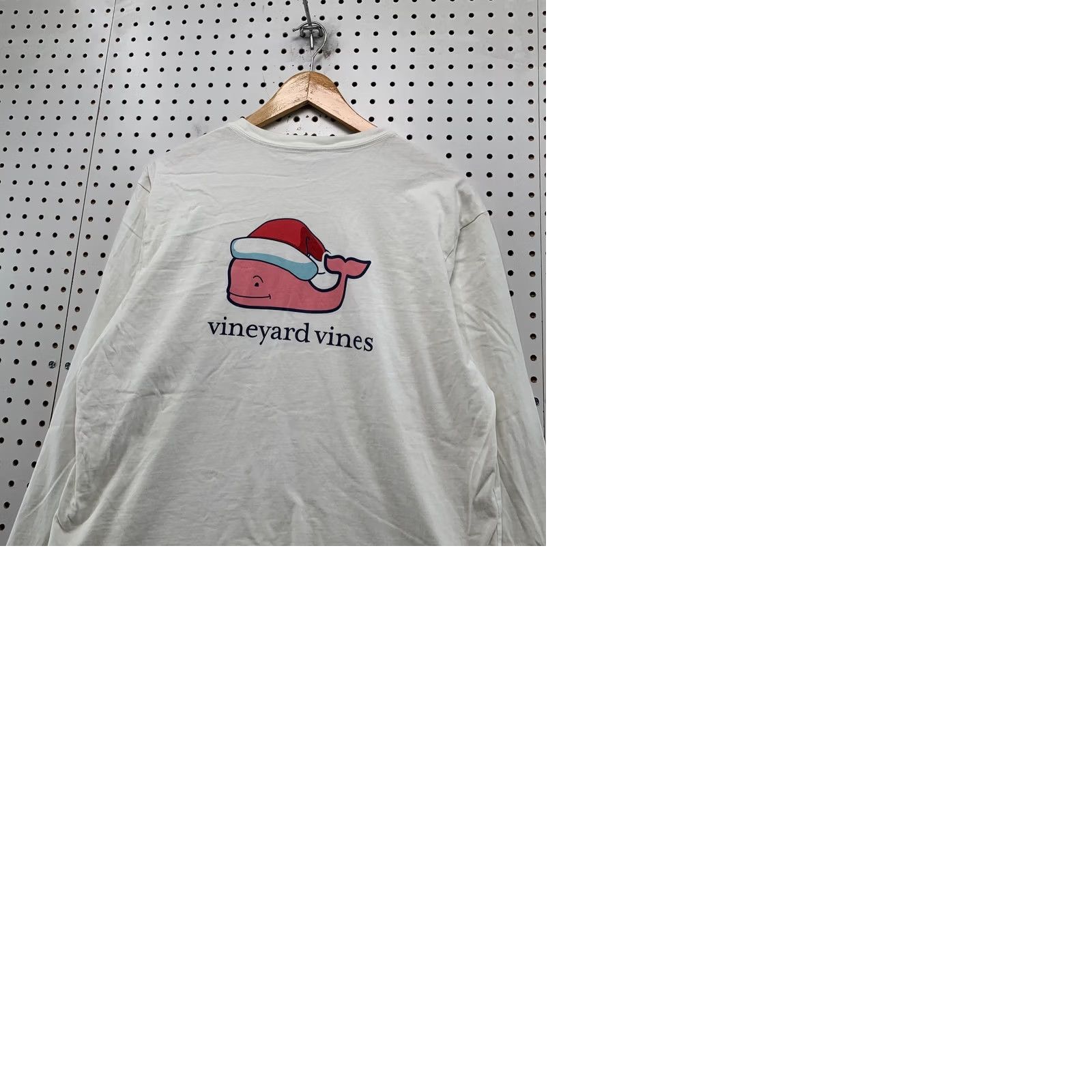 Vineyard Vines Vineyard Vines Shirt Men M White Christmas Santa Whale Long Sleeve Pocket Graphic Print Holiday Size US M / EU 48-50 / 2 - 9 Thumbnail