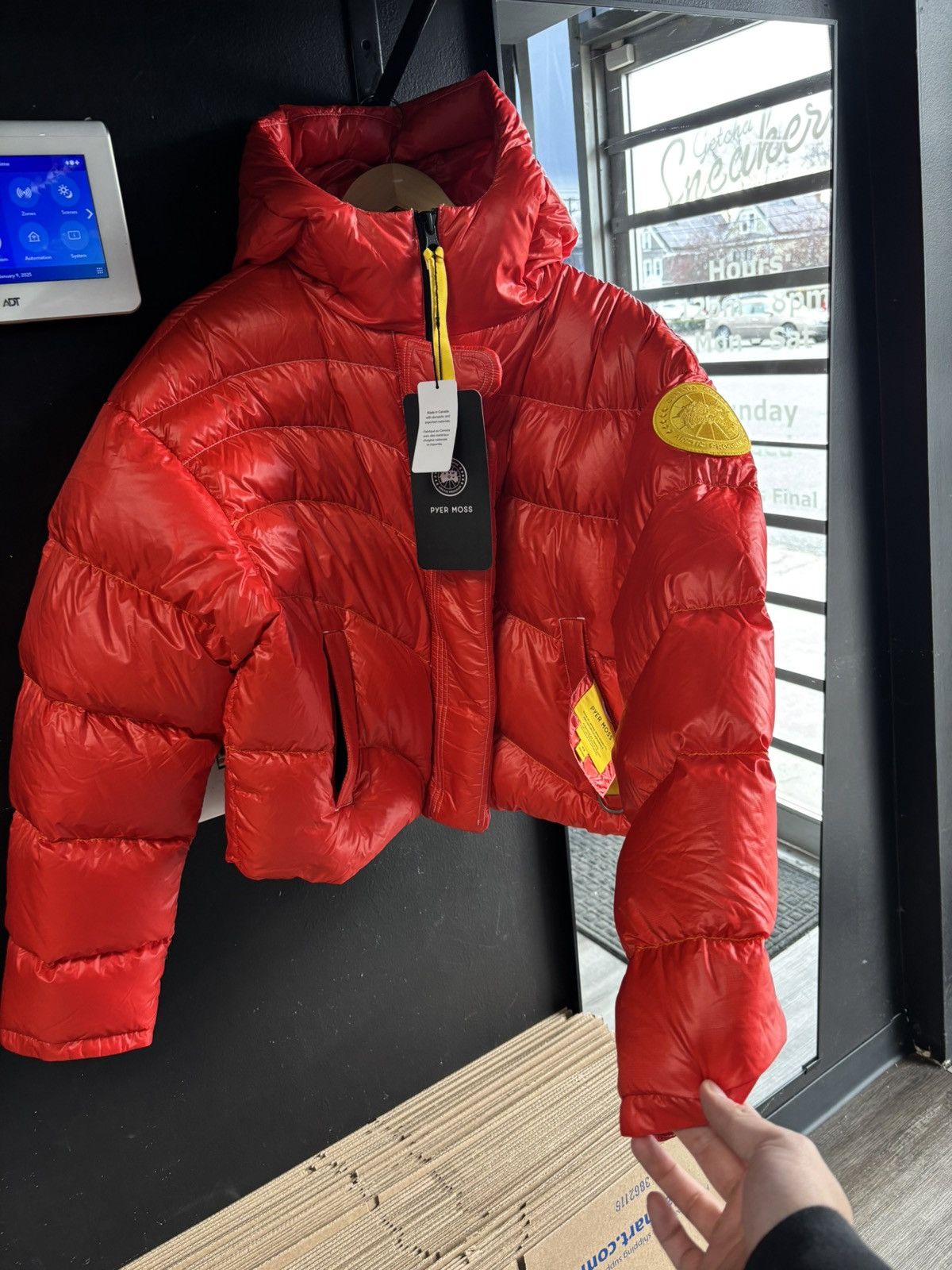 Canada Goose × Pyer Moss Canada Goose Crop Wave puffer jacket reversible Size M / US 6-8 / IT 42-44 - 1 Thumbnail