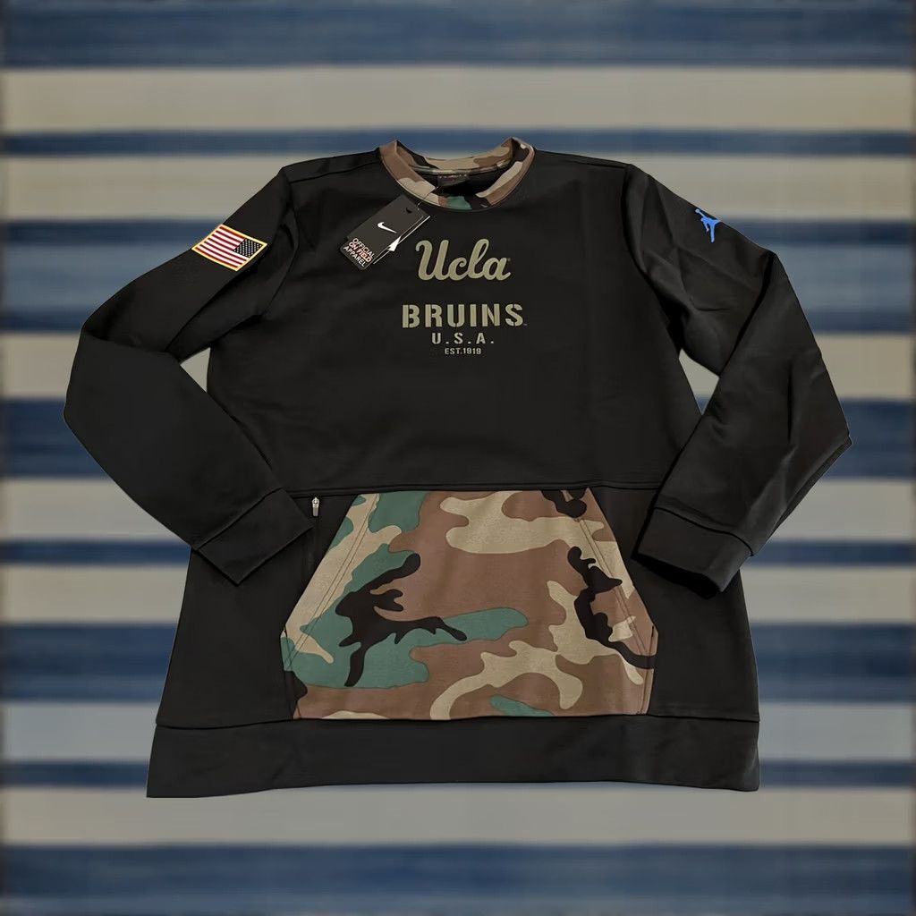 Jordan Brand Nike Jordan UCLA Bruins Football Jumpman Sweater USA Flag Black Camo Mens Large Size US L / EU 52-54 / 3 - 1 Thumbnail