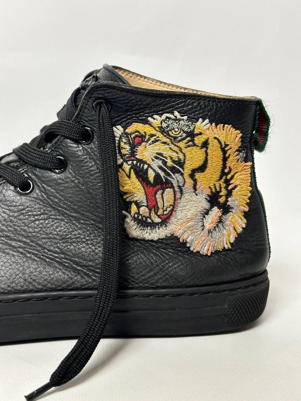 Gucci Gucci Tiger Head Leather High-Top Shoes Size US 8.5 / EU 41-42 - 11 Thumbnail