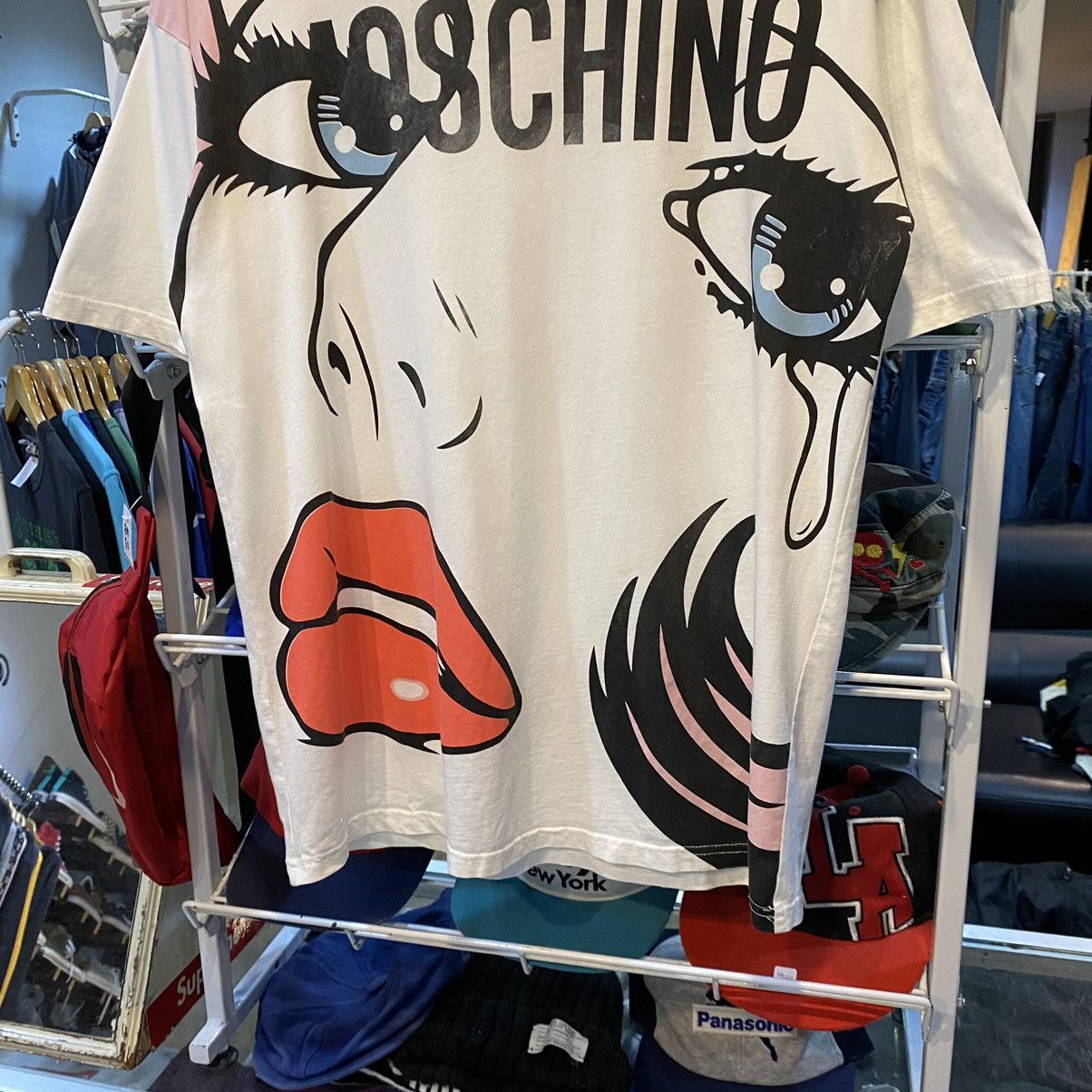 Moschino Moschino Crying Women t-shirt Size US M / EU 48-50 / 2 - 4 Thumbnail