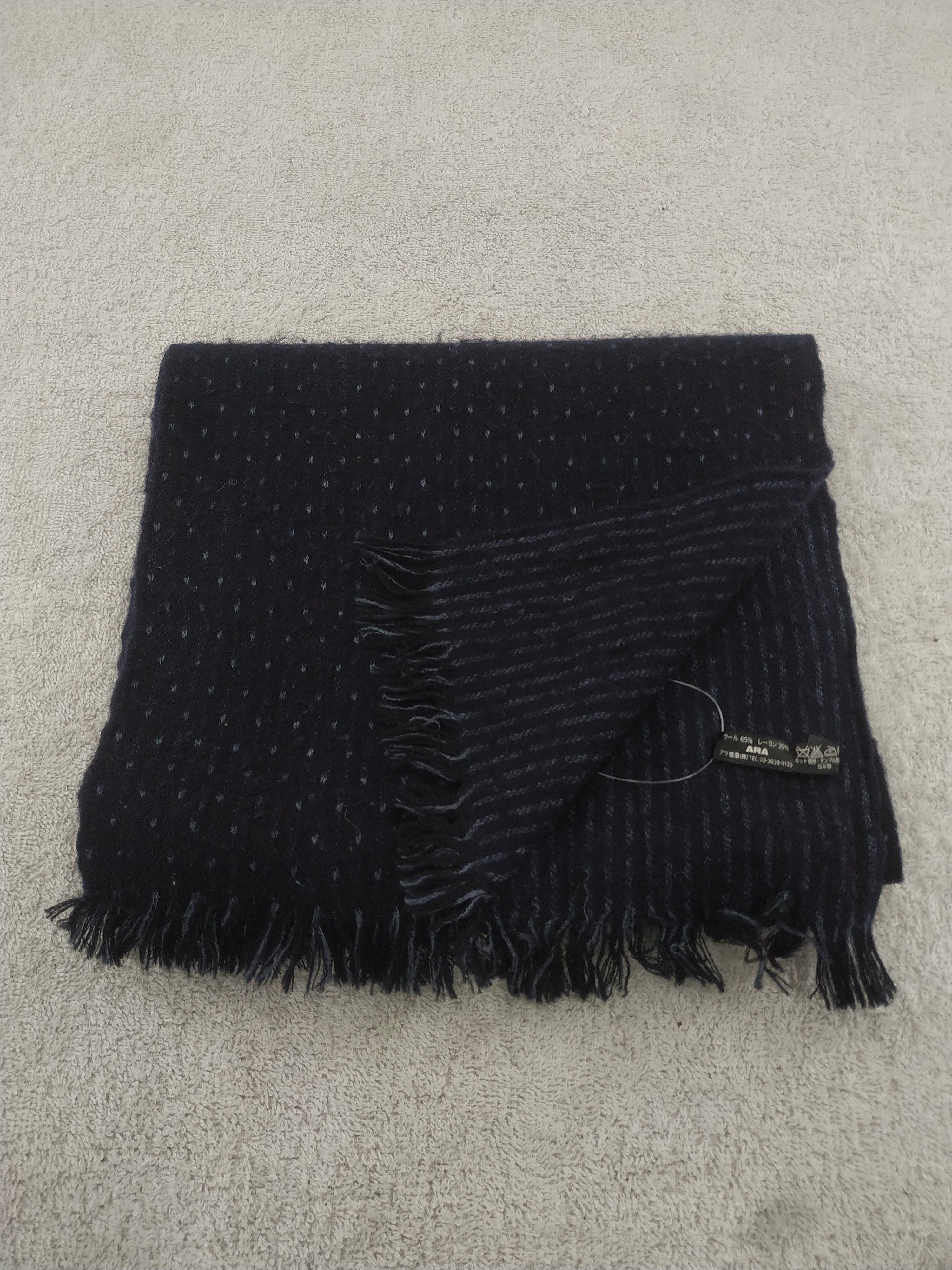 Calvin Klein Vintage Calvin Klein Scarf/Muffler/Neckwear MF196 Size ONE SIZE - 4 Thumbnail