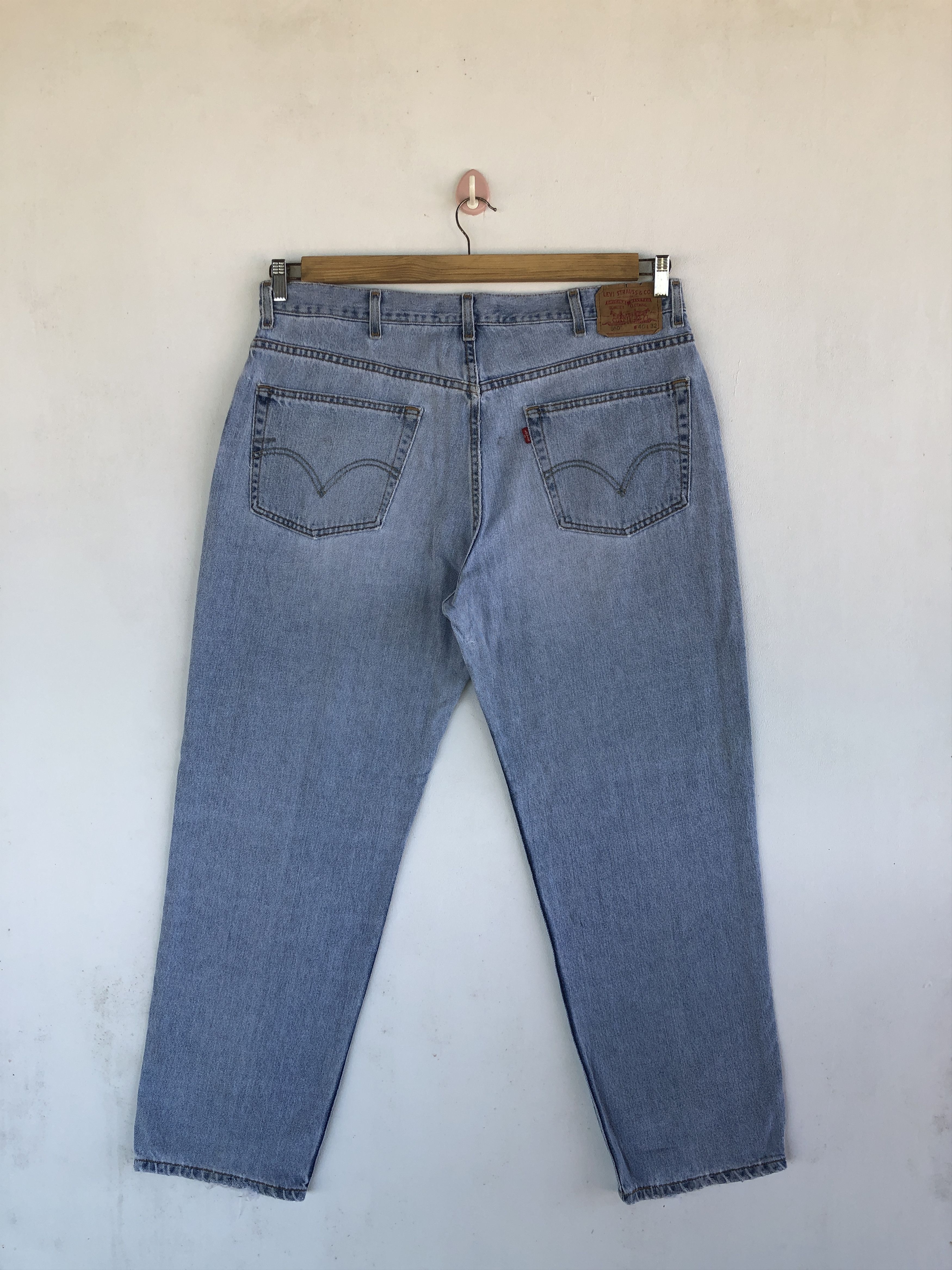 Levi's Vintage Light Wash Levi's Jeans Levi's 550 Denim Size US 38 / EU 54 - 2 Thumbnail