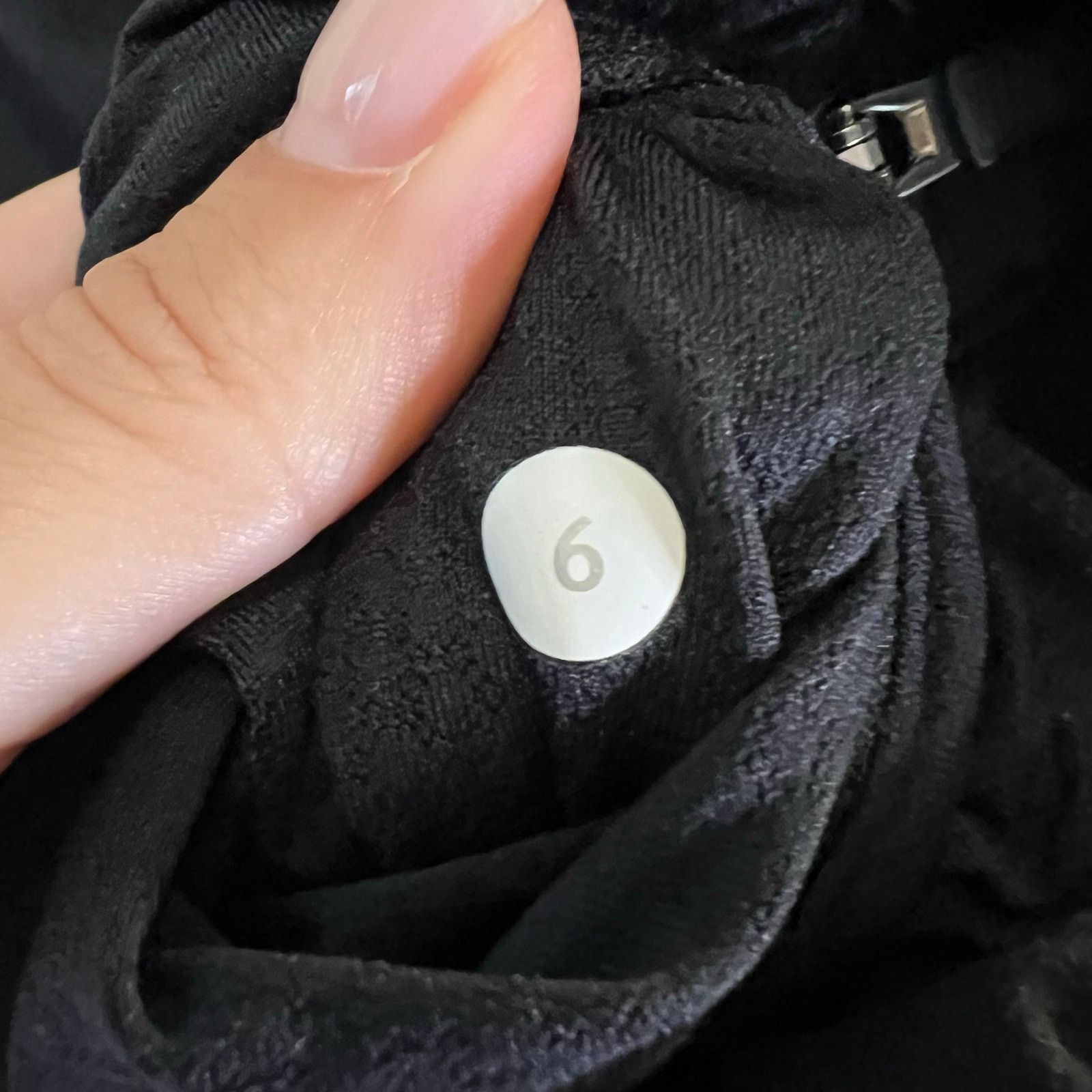 Lululemon lululemon biking top womens black size 6 sleeveless Size M / US 6-8 / IT 42-44 - 4 Thumbnail