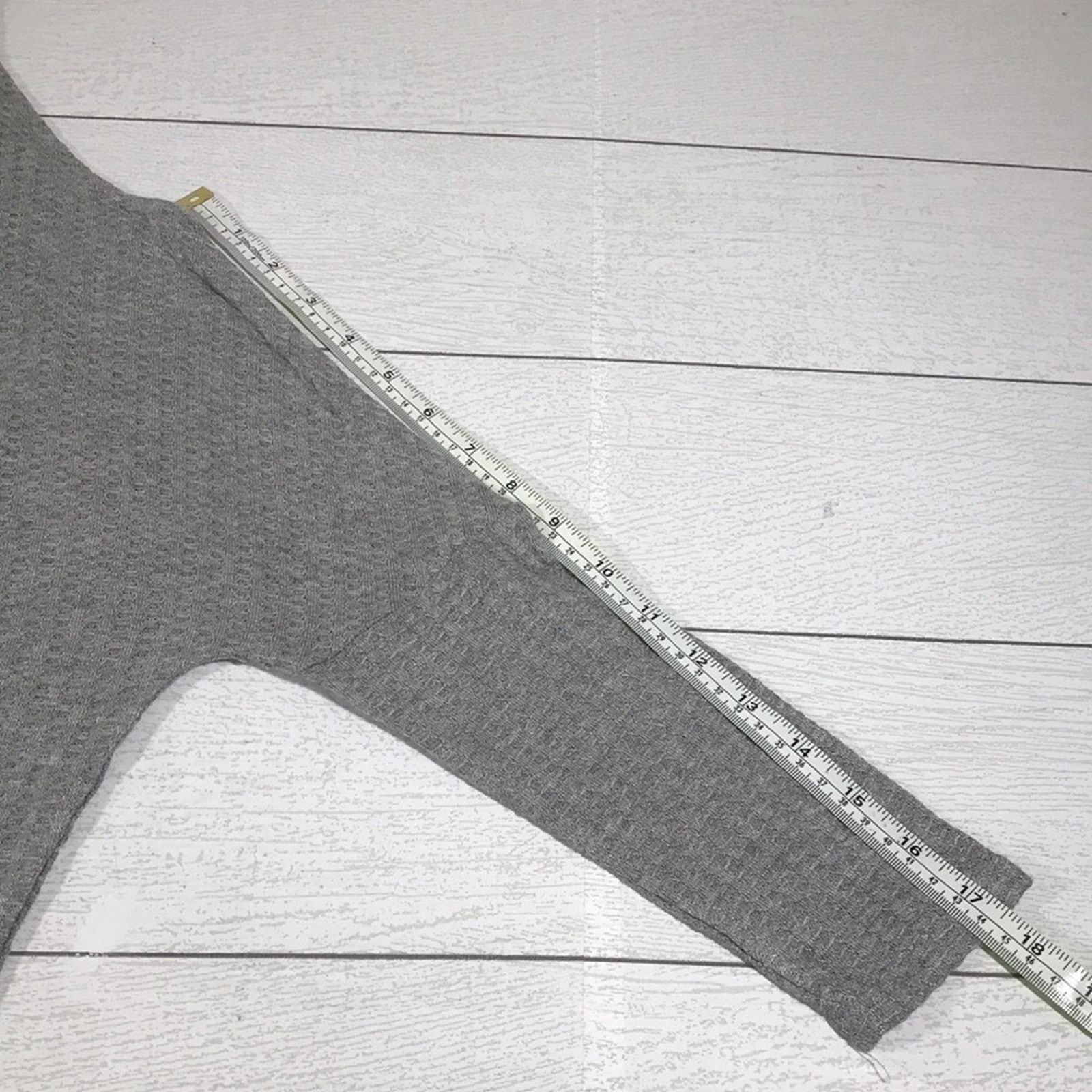 Other CHASER Grey Thermal Cold Shoulder Shirt Size Medium NWT Size M / US 6-8 / IT 42-44 - 8 Thumbnail