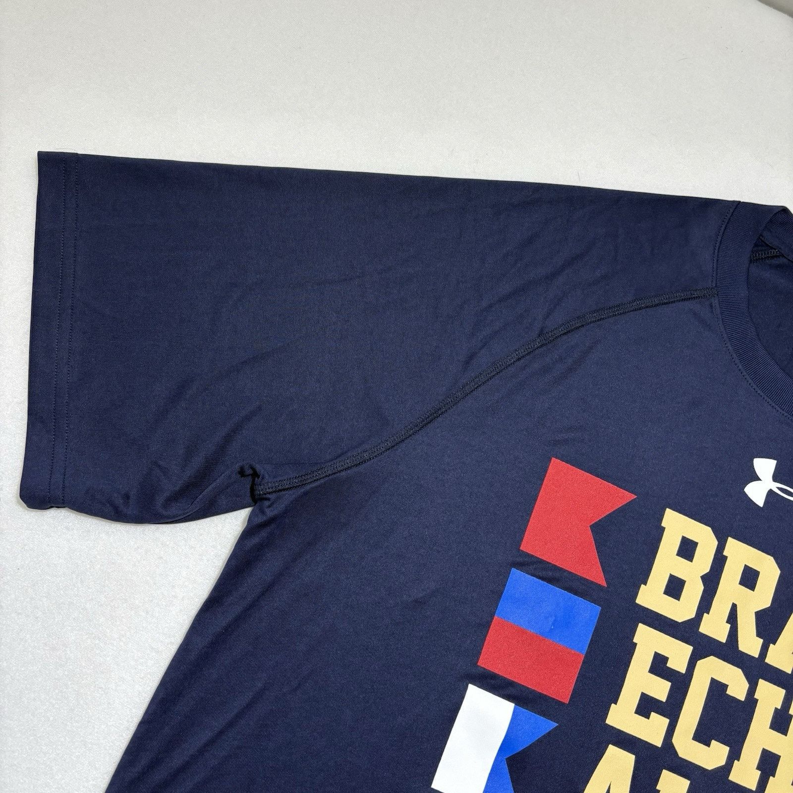 Under Armour Under Armour US Army Large T Shirt Bravo Echo Alpha Tango Size US L / EU 52-54 / 3 - 7 Thumbnail
