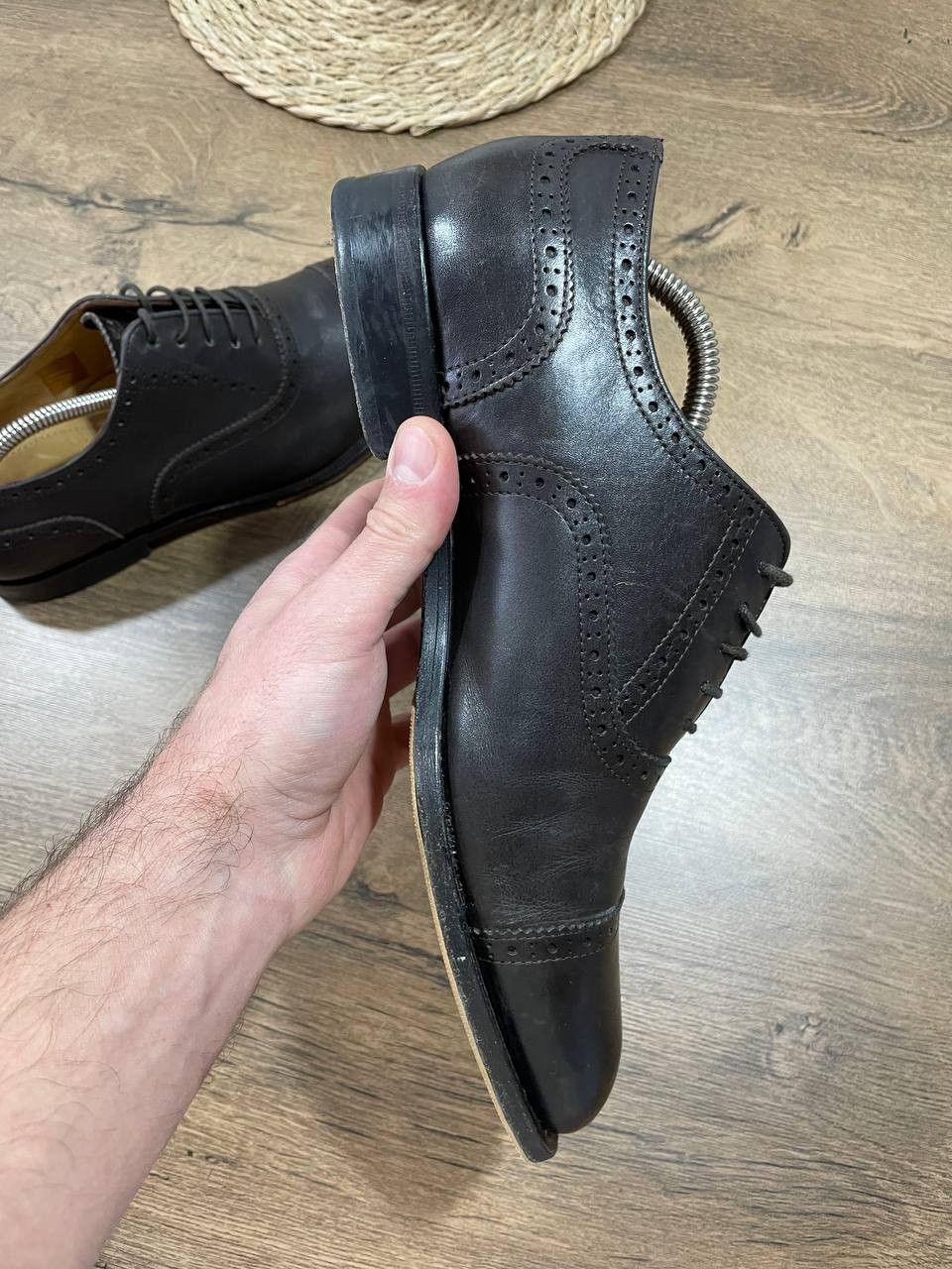 Suitsupply Suitsupply Oxford Brown Brogue Derby in Calf Leather mens Size US 7.5 / EU 40-41 - 6 Thumbnail