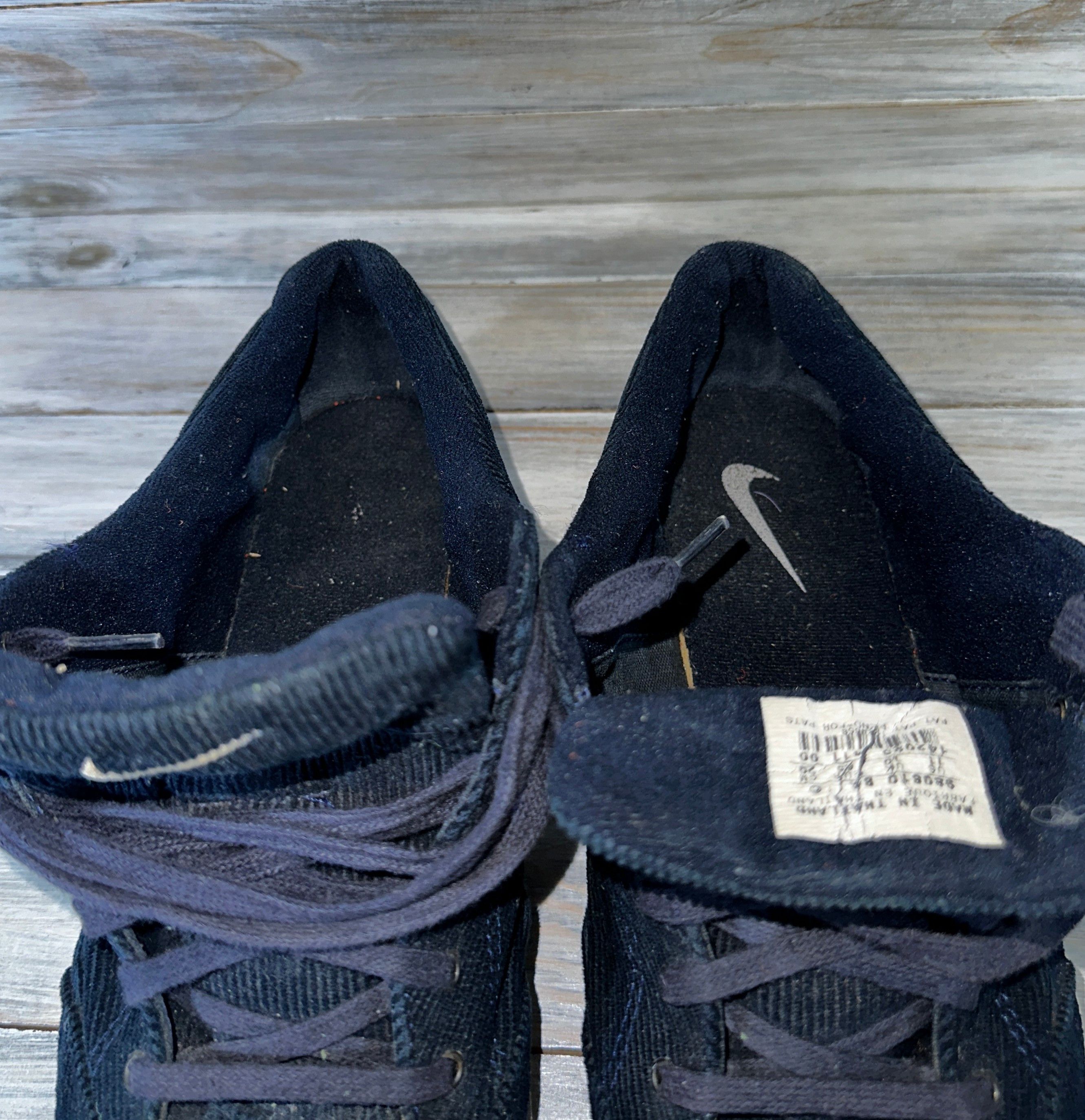 Nike × Vintage Vintage Nike Velvet 1998 Men's Sneakers Made In Thailand Size US 11 / EU 44 - 21 Thumbnail