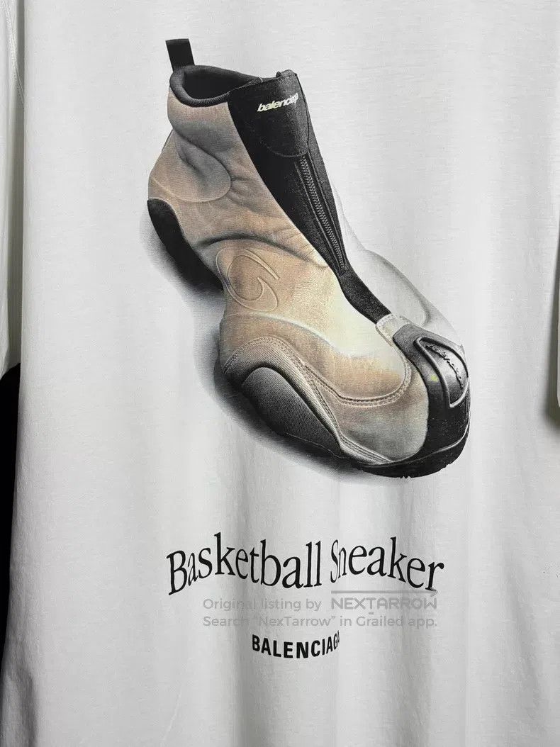 Balenciaga Balenciaga Sneaker Print T-Shirt Size US S / EU 44-46 / 1 - 2 Thumbnail