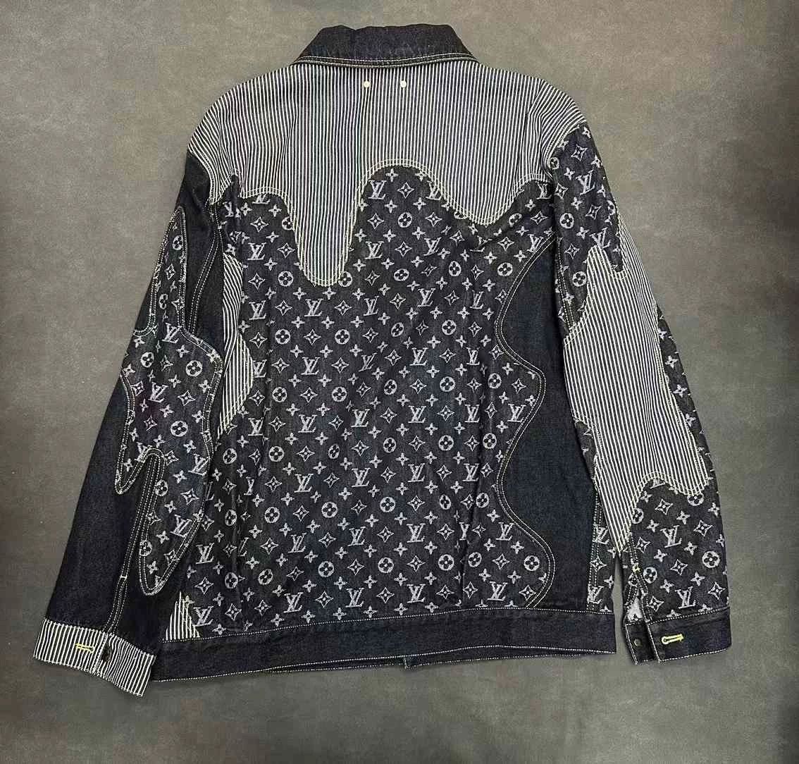 Louis Vuitton LV x Nigo 2 Monogram Denim Deconstructed 54 Jacket Size US L / EU 52-54 / 3 - 2 Thumbnail