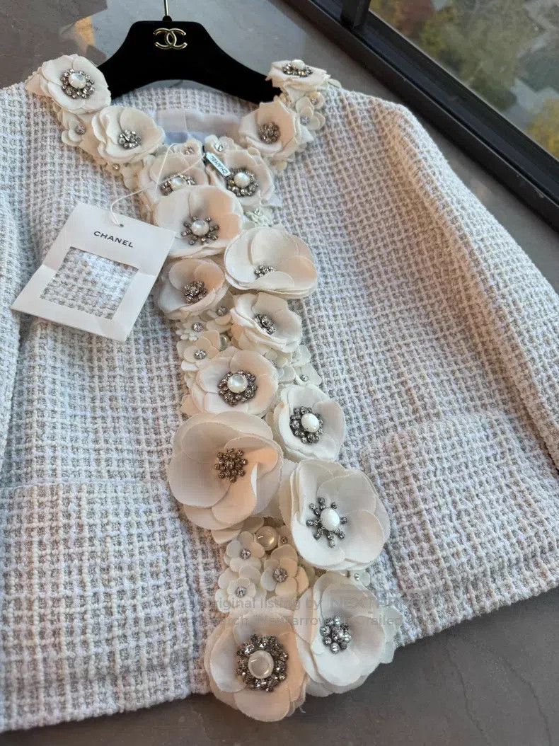 Chanel Chanel Coat Size XS / US 0-2 / IT 36-38 - 2 Thumbnail