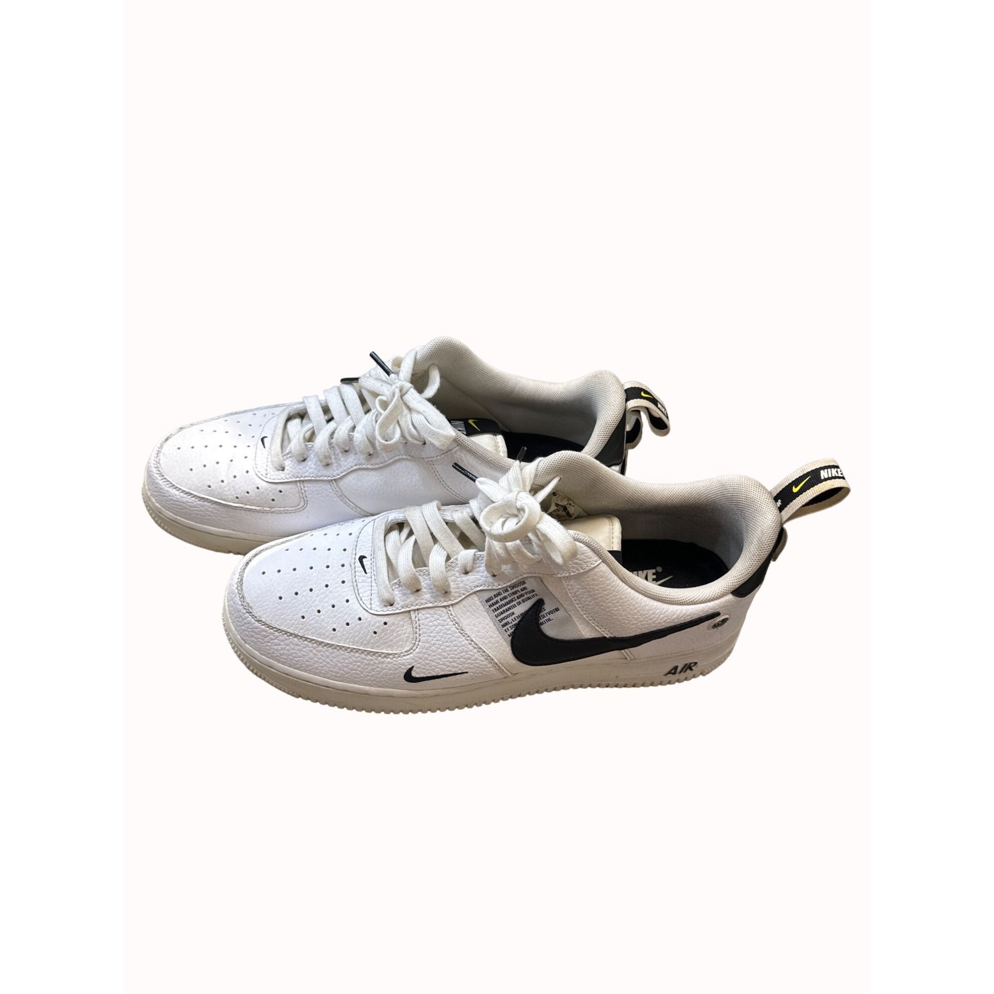 Nike Nike Air LV8 sportswear white mens leather sneakers shoes si Size US 12 / EU 45 - 12 Thumbnail