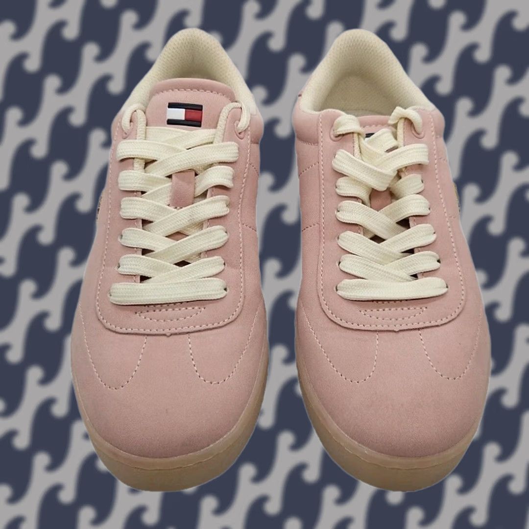 Tommy Hilfiger Tommy Hilfiger Sneaker Women’s 6.5 Pink Low Top Platform Preppy Casual Logo Lace Up Shoes Size M / US 6-8 / IT 42-44 - 1 Thumbnail