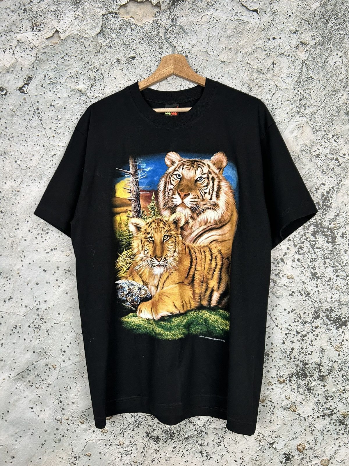 Vintage Vintage Tigers Animal Graphic Tee 90s Grunge Rock Punk Size US L / EU 52-54 / 3 - 1 Thumbnail