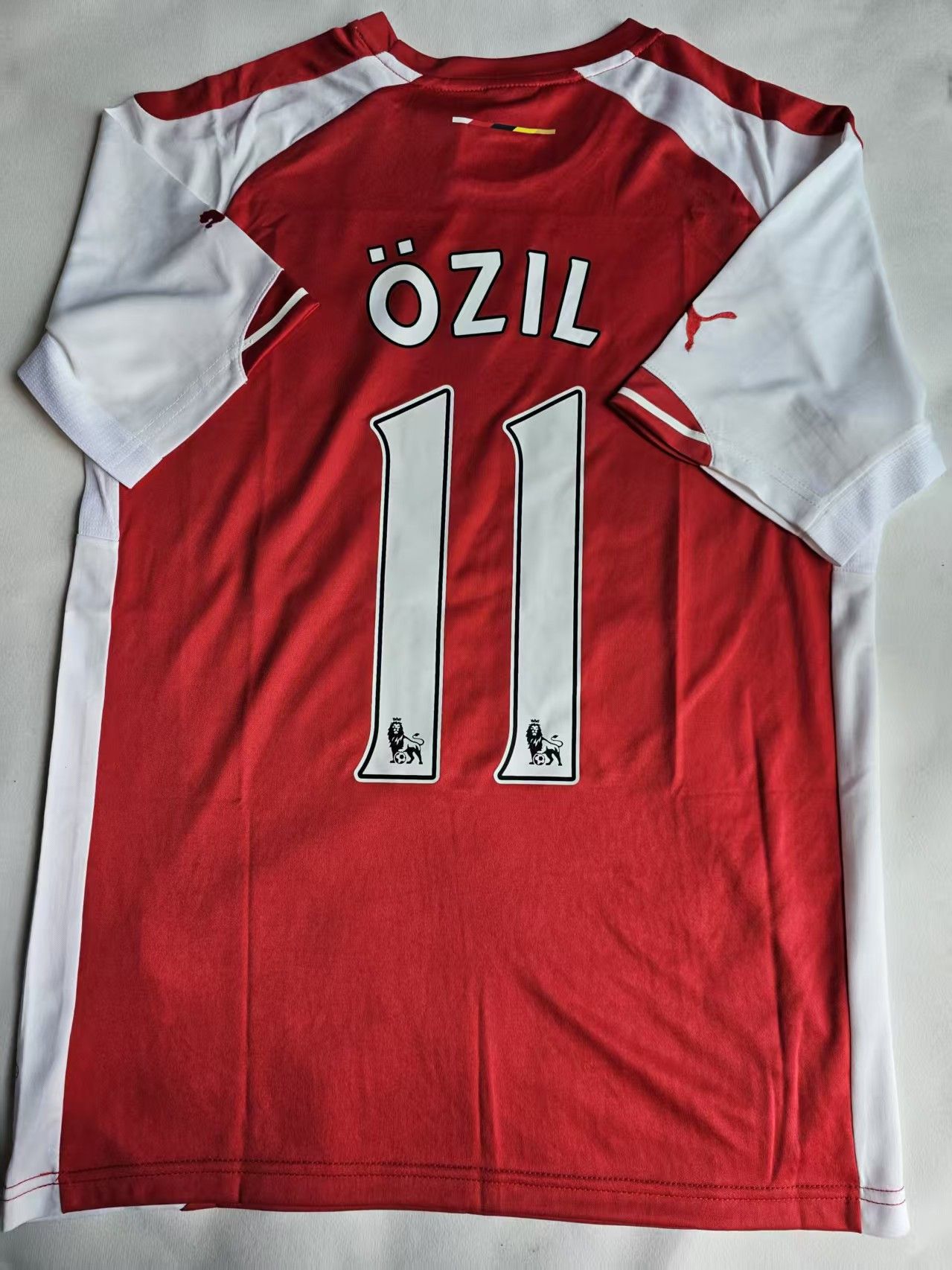 Vintage Arsenal #11 Mesut Özil Jersey