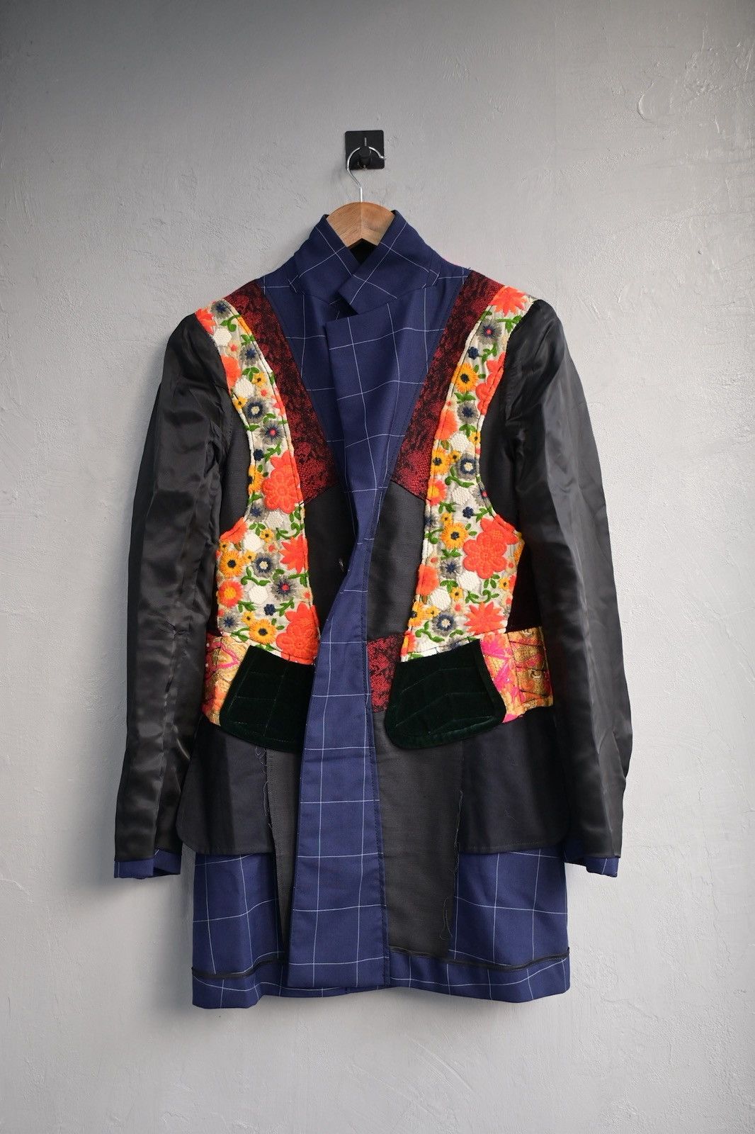 Comme des Garcons Homme Plus Comme Des Garcons Homme Plus SS18 reversible patchworks coat Size US S / EU 44-46 / 1 - 6 Thumbnail