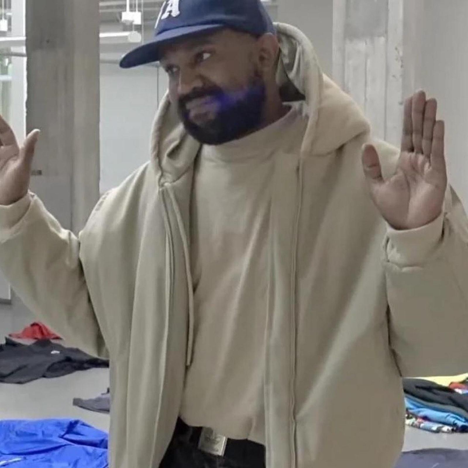 Fucking Awesome Dm before buying fucking awesome Size ONE SIZE - 1 Thumbnail