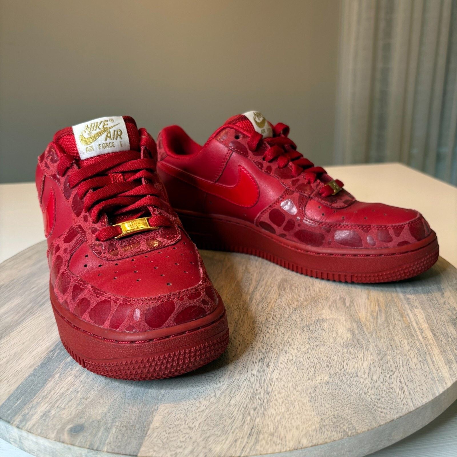Nike Nike AF1 Valentine's Day Limited Edition Red Sneakers Size 8 Size US 8 / IT 38 - 1 Thumbnail