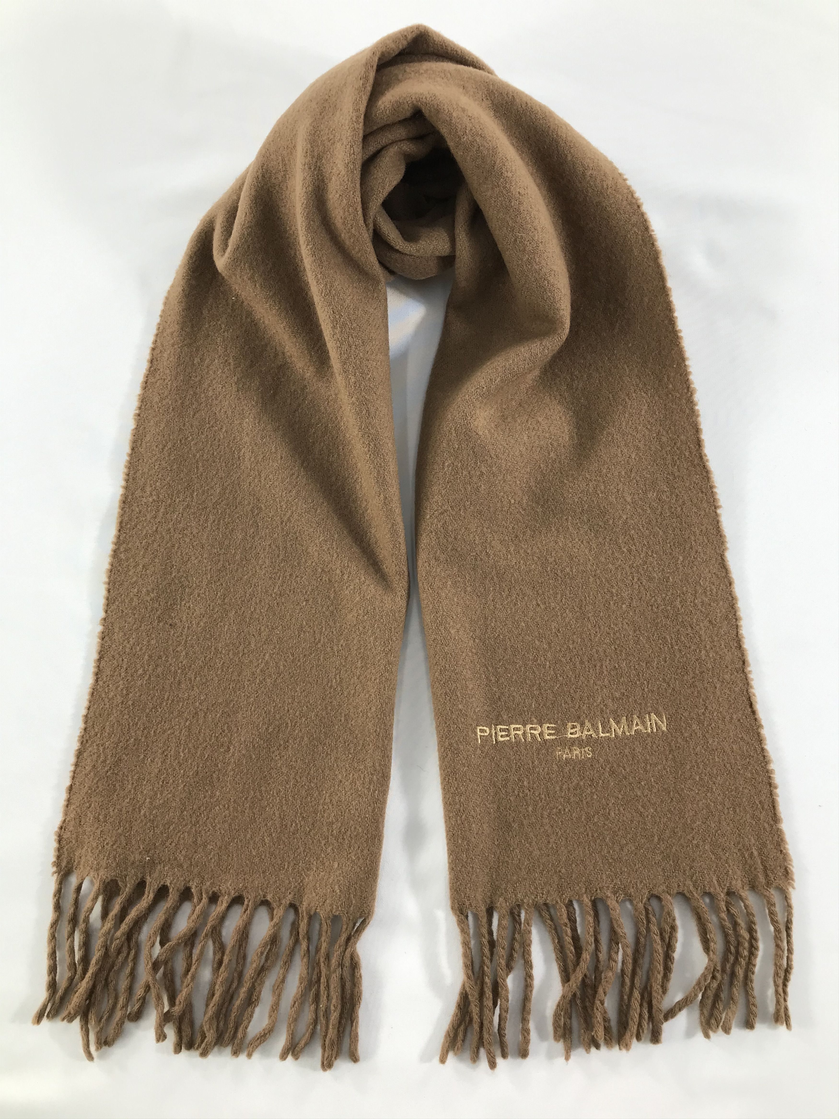 Vintage Pierre Balmain Scarf / Muffler / Neckwear - WW2482 Size ONE SIZE - 1 Thumbnail