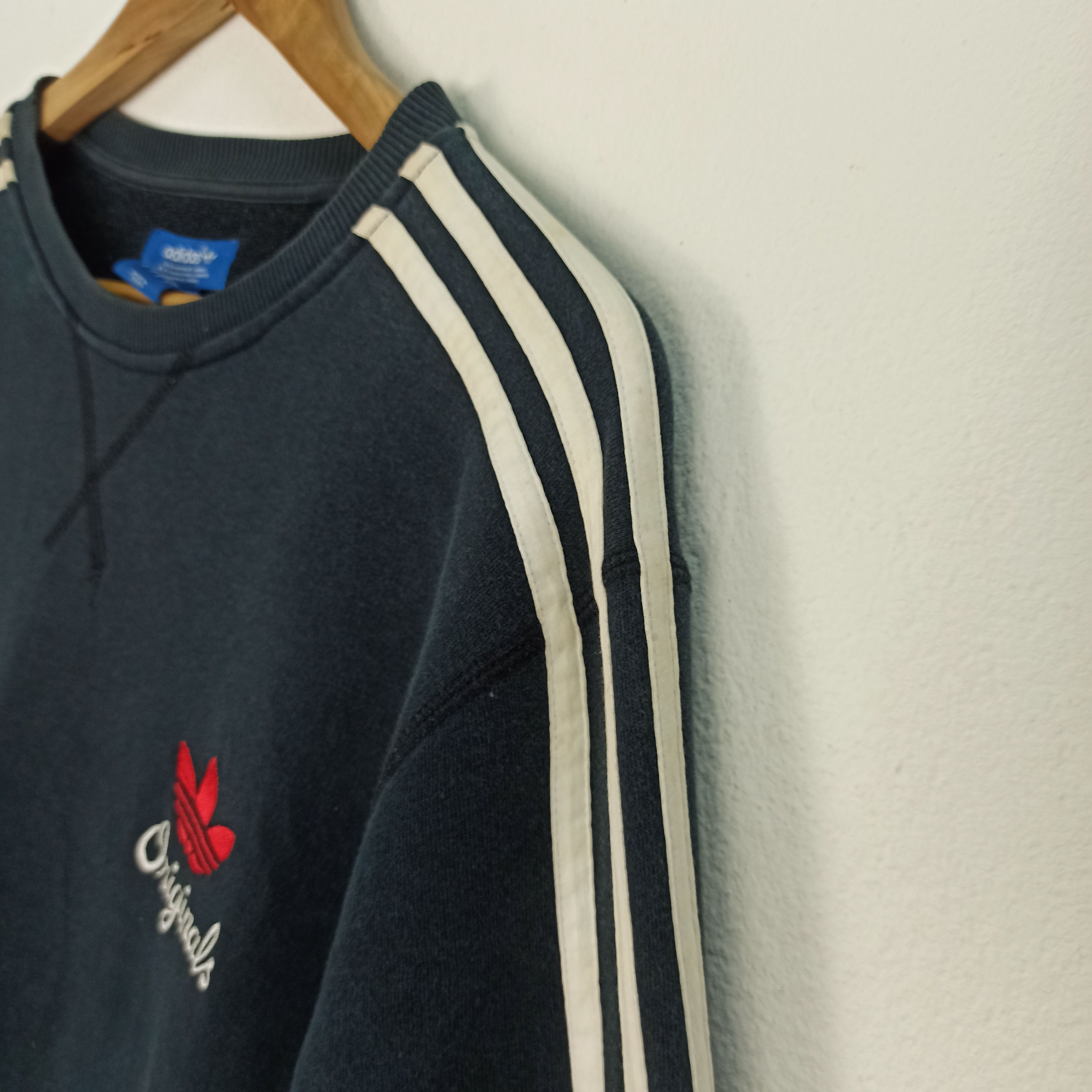 Adidas Rare Adidas Original Sweatshirt Size US L / EU 52-54 / 3 - 5 Thumbnail