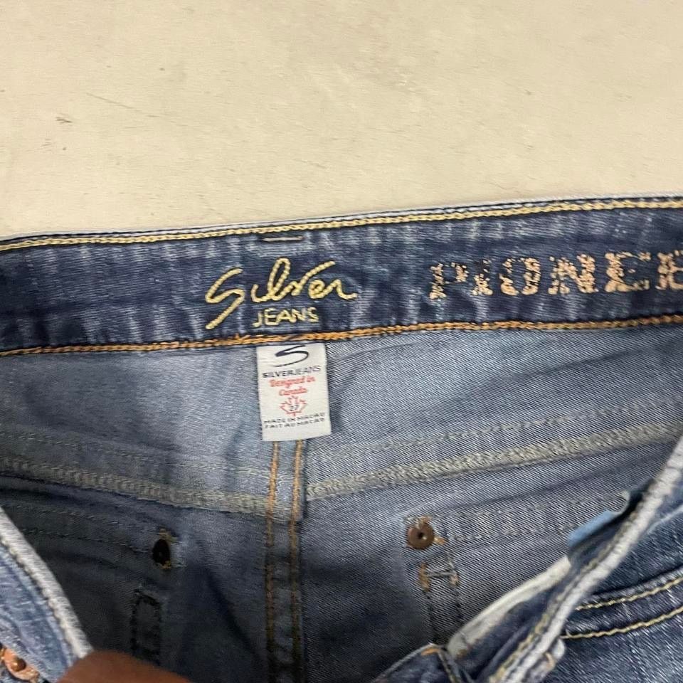 Silver Jeans Co. × Vintage y2k low rise silver bootcut Jeans 27x28 Size US 27 - 4 Thumbnail