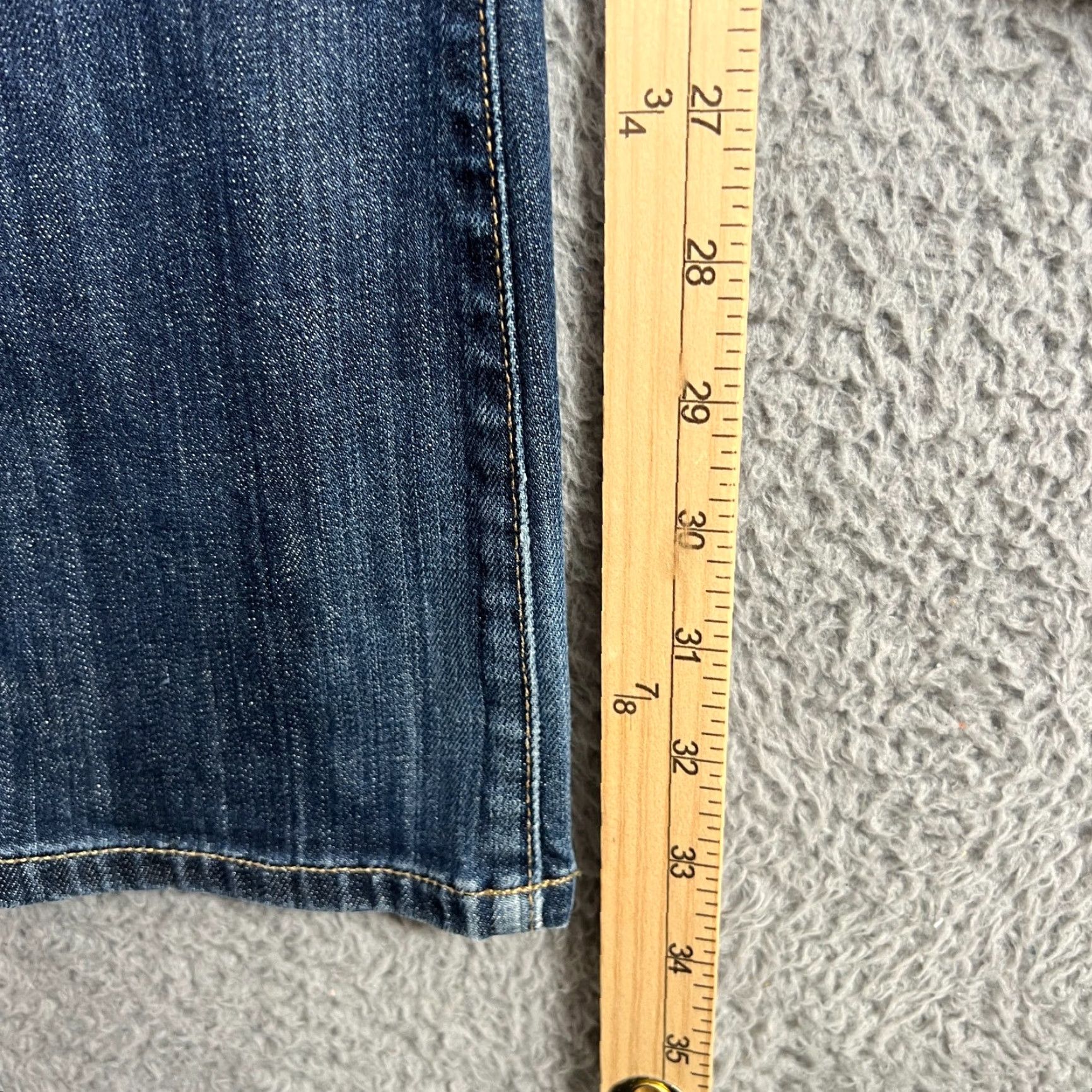 Citizens Of Humanity VINTAGE Citizen of Humanity Women's Flared Jeans Size 30 Blue Low Waist 34 Inseam Size 30" / US 8 / IT 44 - 3 Thumbnail