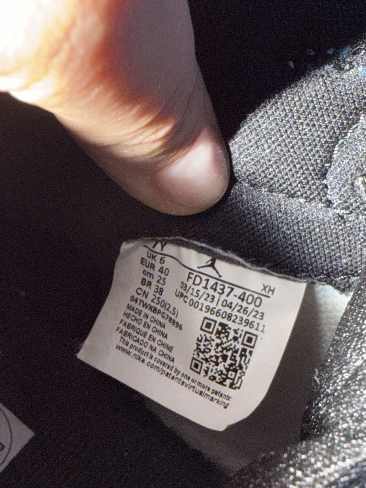 Jordan Brand AJ1 UNC TOE 7y Size US 7 / EU 40 - 7 Thumbnail