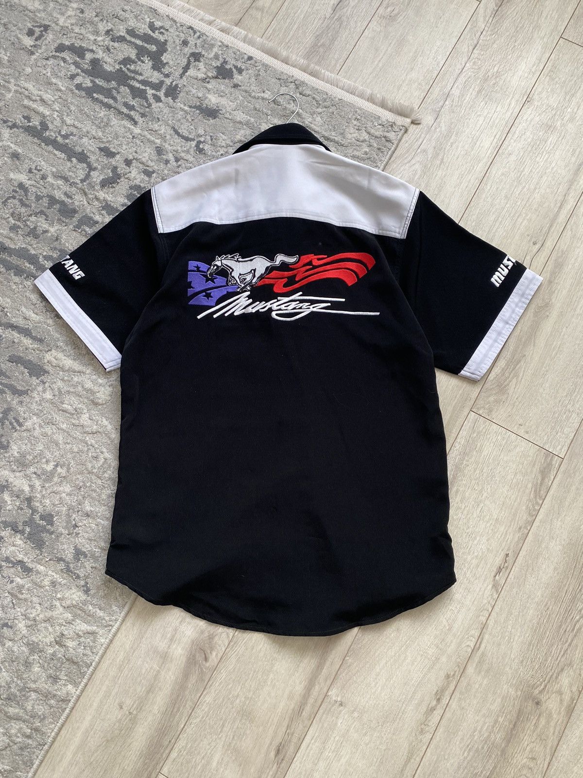 NASCAR Vintage Mustang GT Ford Racing NASCAR Big Logo Shirt Size XL Size US XL / EU 56 / 4 - 1 Thumbnail
