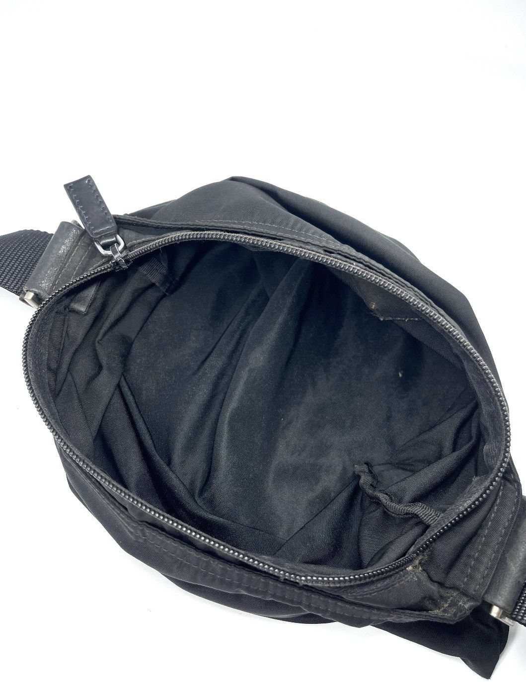 Prada Authentic PRADA Nylon Crossbody bag Size ONE SIZE - 3 Thumbnail