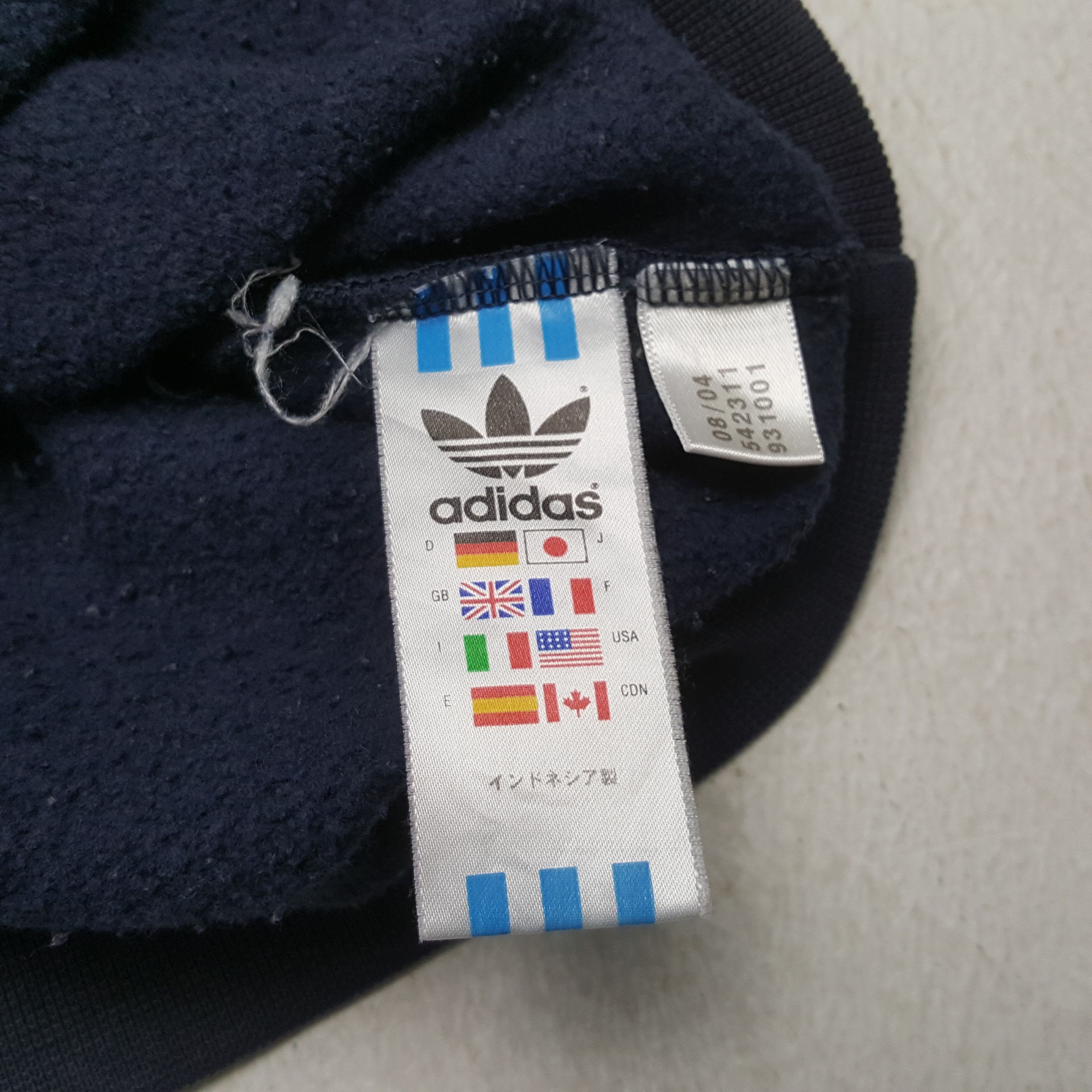 Adidas ADIDAS Big Logo Design Streetwear Sweatshirt C292N14 Size US M / EU 48-50 / 2 - 10 Thumbnail