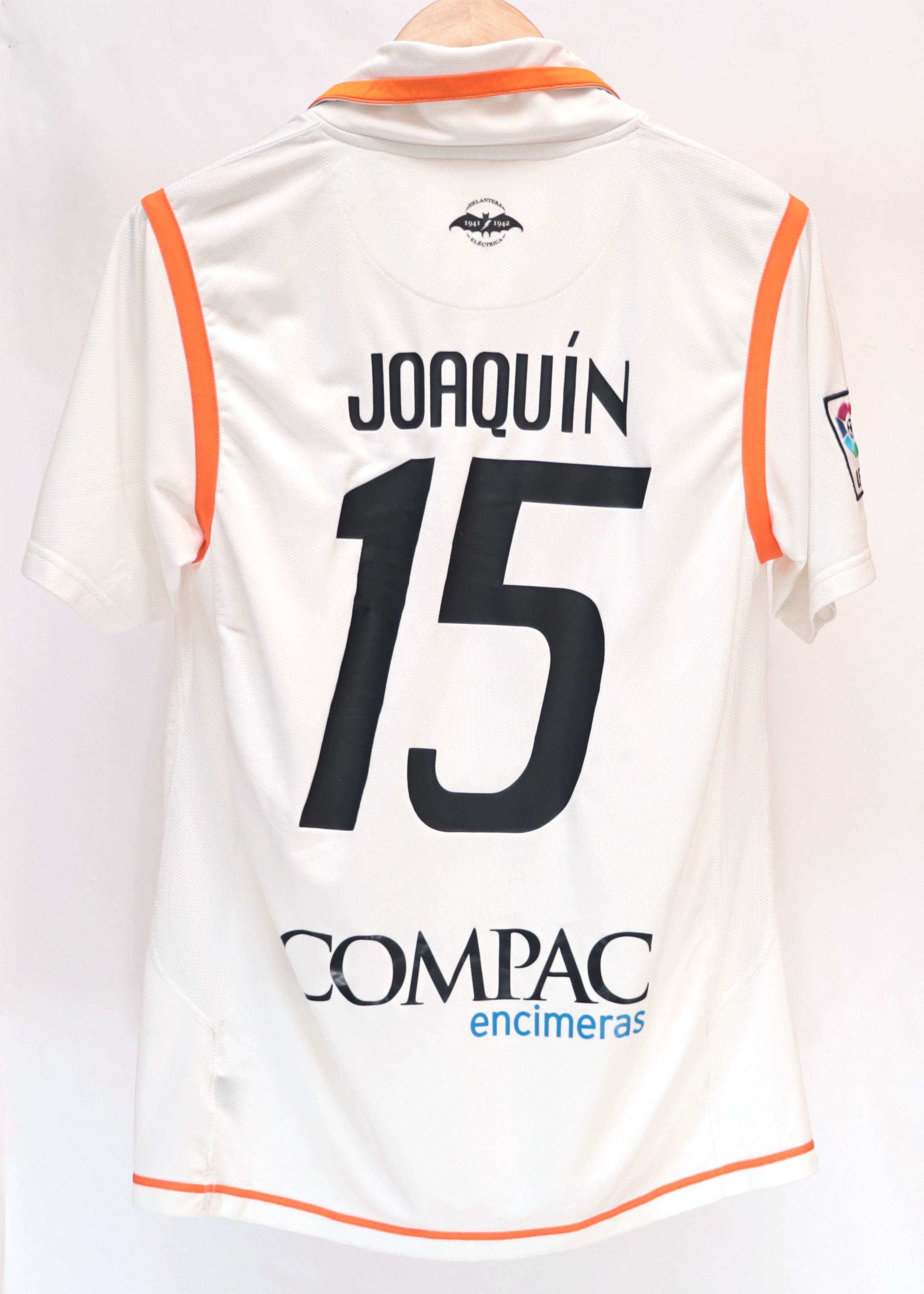Nike Joaquin Valencia Cf Spain 2006/07 Home Jersey M Nike Size US M / EU 48-50 / 2 - 2 Thumbnail