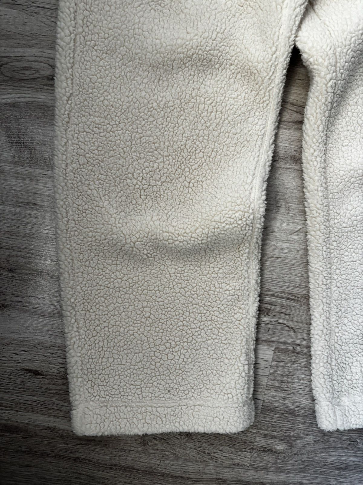 JW Anderson × Uniqlo Uniqlo x JW Anderson Sherpa Pants White – Unisex Cozy Fleece Size US 30 / EU 46 - 2 Thumbnail
