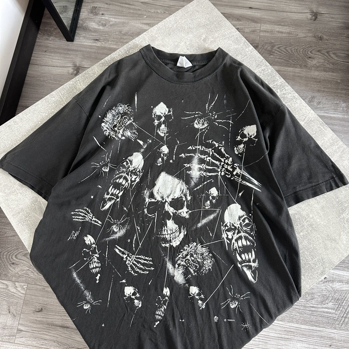 Vintage Vintage 90s Tronseal Skulls rare tee Horror y2k Skeleton og Size US XL / EU 56 / 4 - 2 Thumbnail