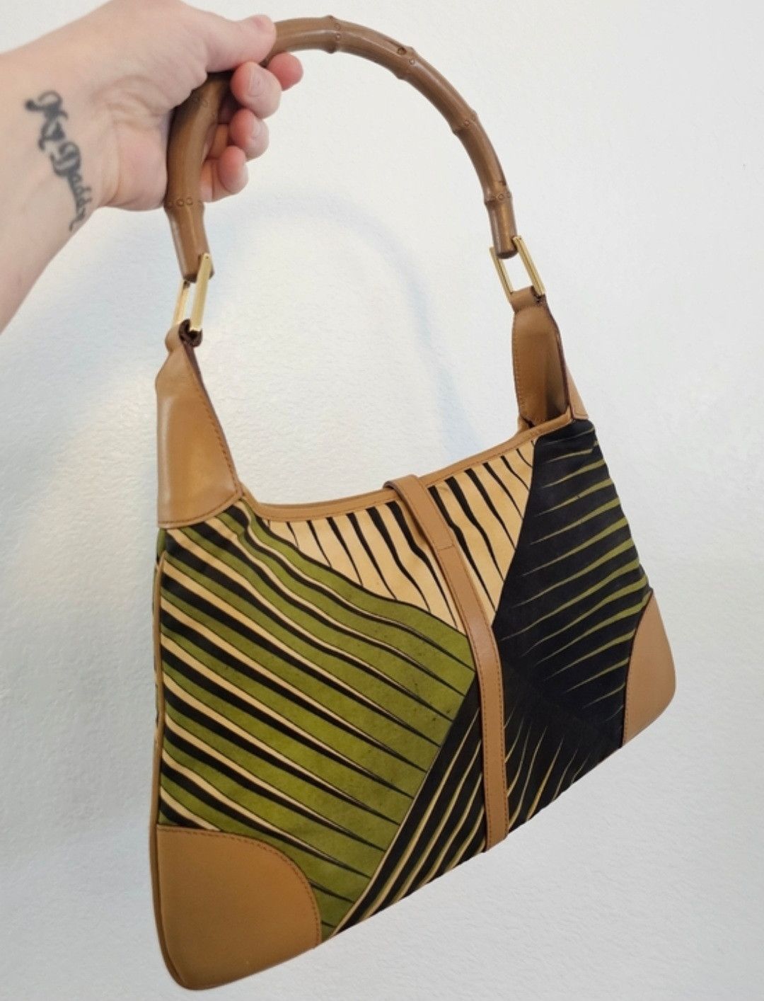 Gucci Vintage Gucci Satin Bamboo Jackie O Shoulder Bag Size ONE SIZE - 5 Thumbnail