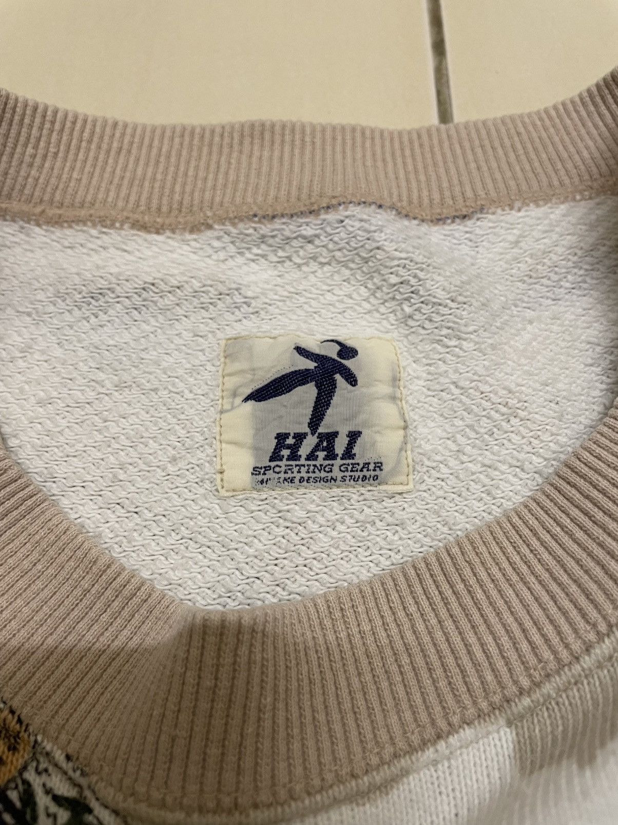 Hai Sporting Gear Vtg Hai Sporting Gear Miyake Design Studio AOP Sweatshirt Size M / US 6-8 / IT 42-44 - 7 Thumbnail