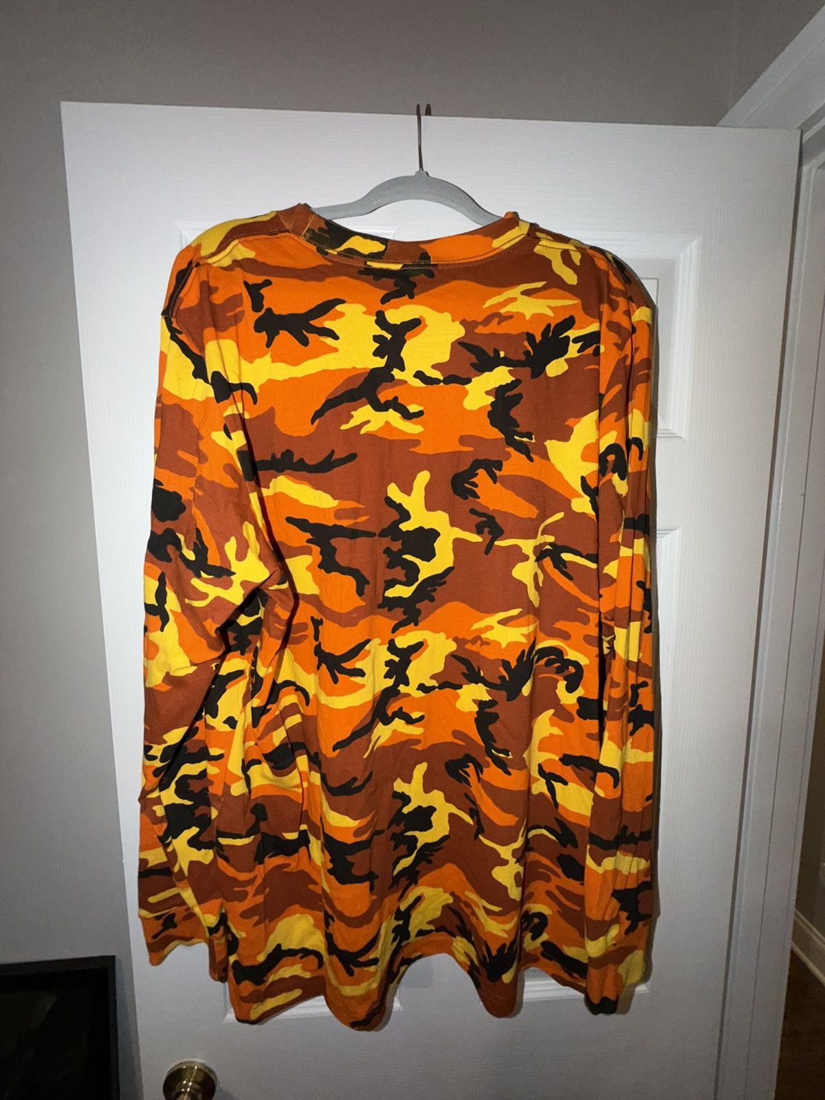 October's Very Own RARE OVO LONG SLEEVE Size US XXL / EU 58 / 5 - 2 Thumbnail