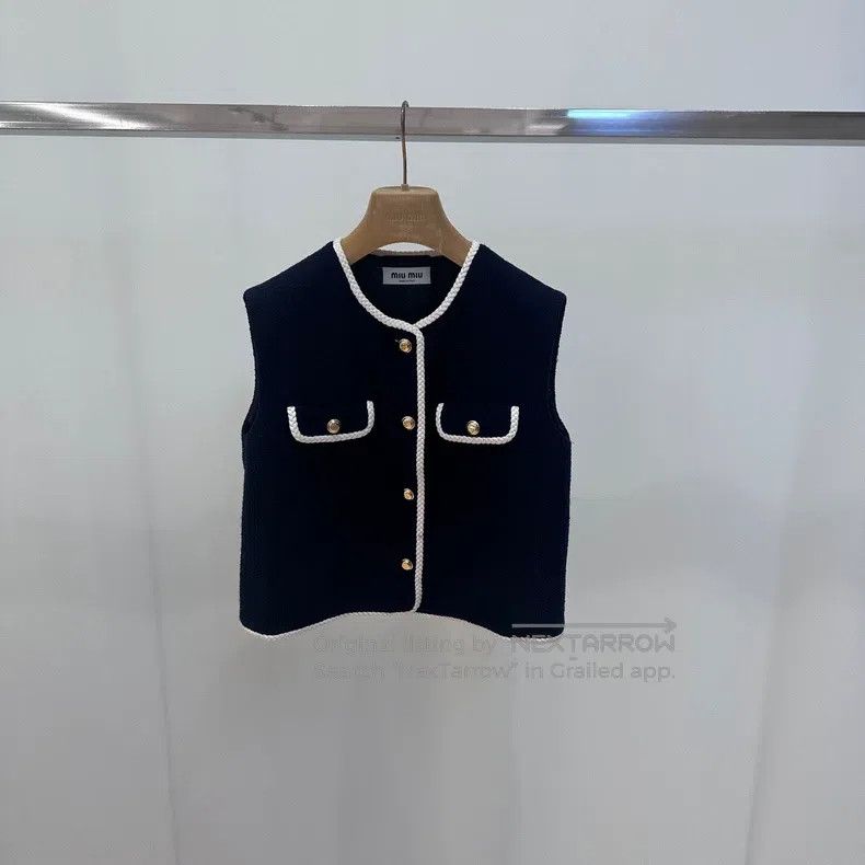 Miu Miu Miu Miu 38 Dark blue vest Size US M / EU 48-50 / 2 - 2 Thumbnail