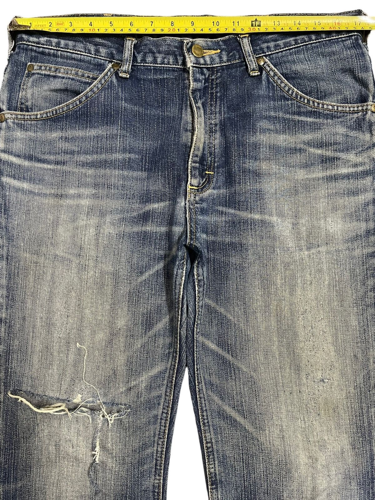 Lee Vintage Lee Blue Faded Wash Distressed Style Wide Leg Jeans Size US 34 / EU 50 - 10 Thumbnail